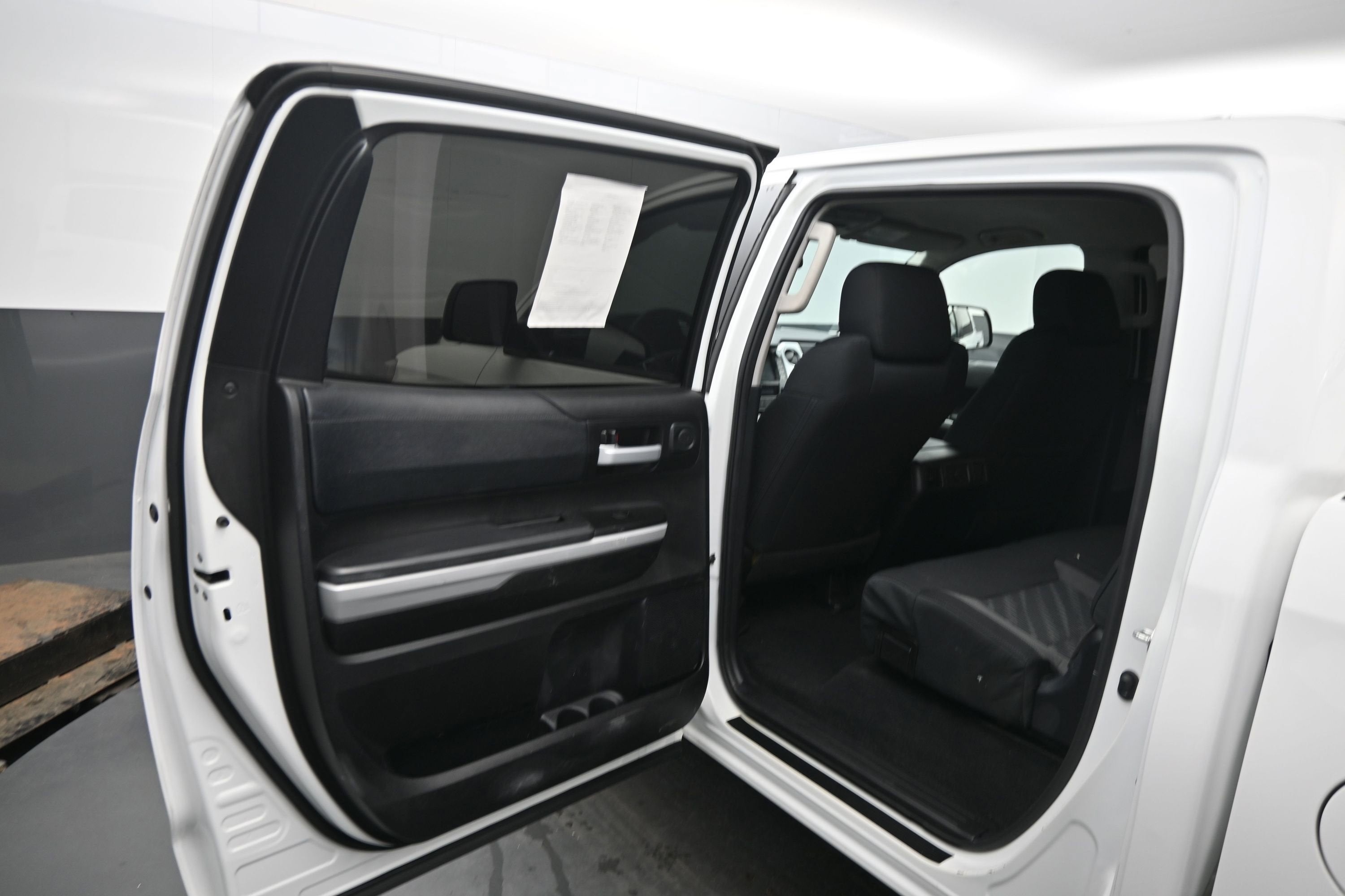 2021 Toyota Tundra 2WD SR5