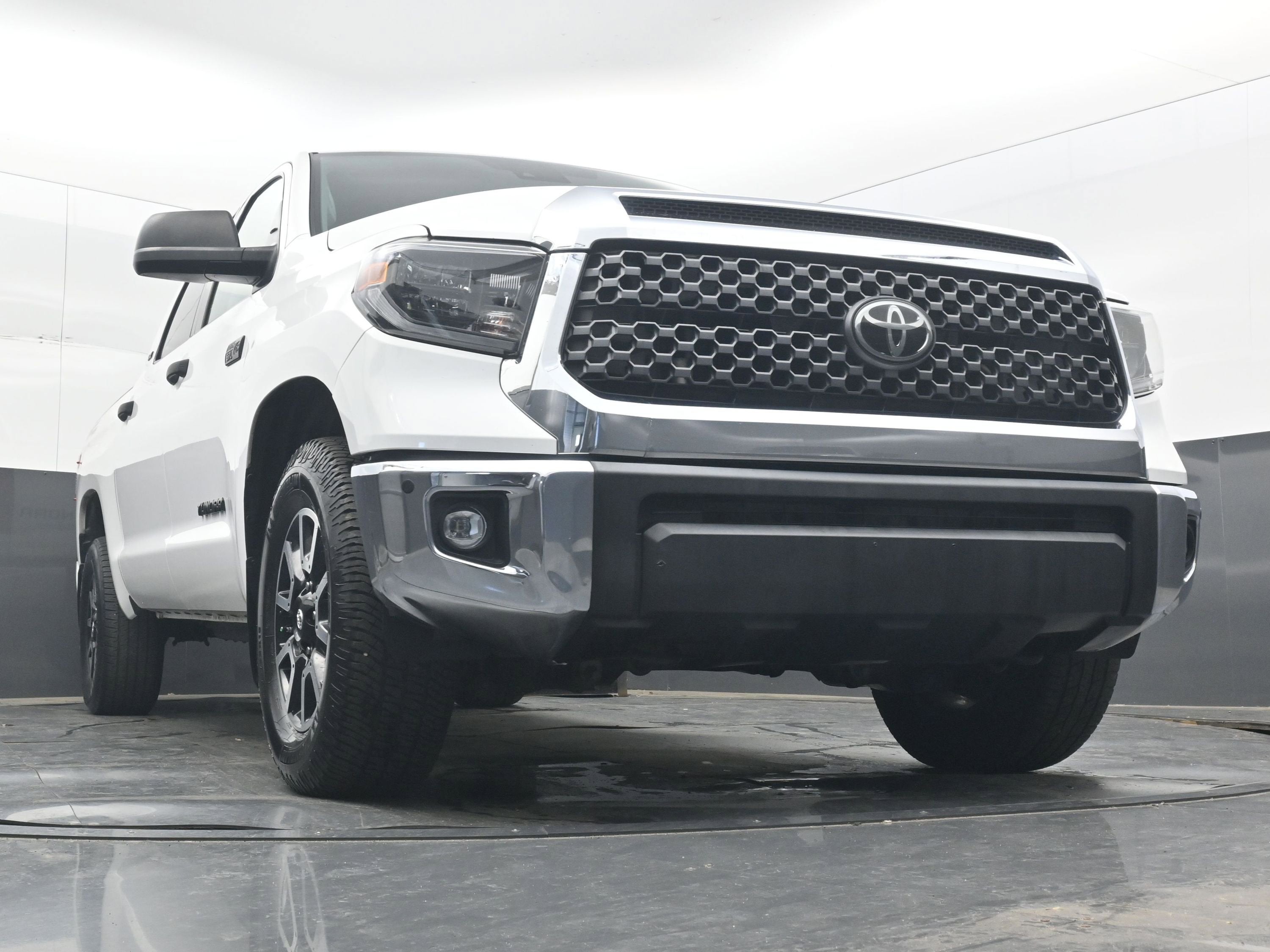 2021 Toyota Tundra 2WD SR5