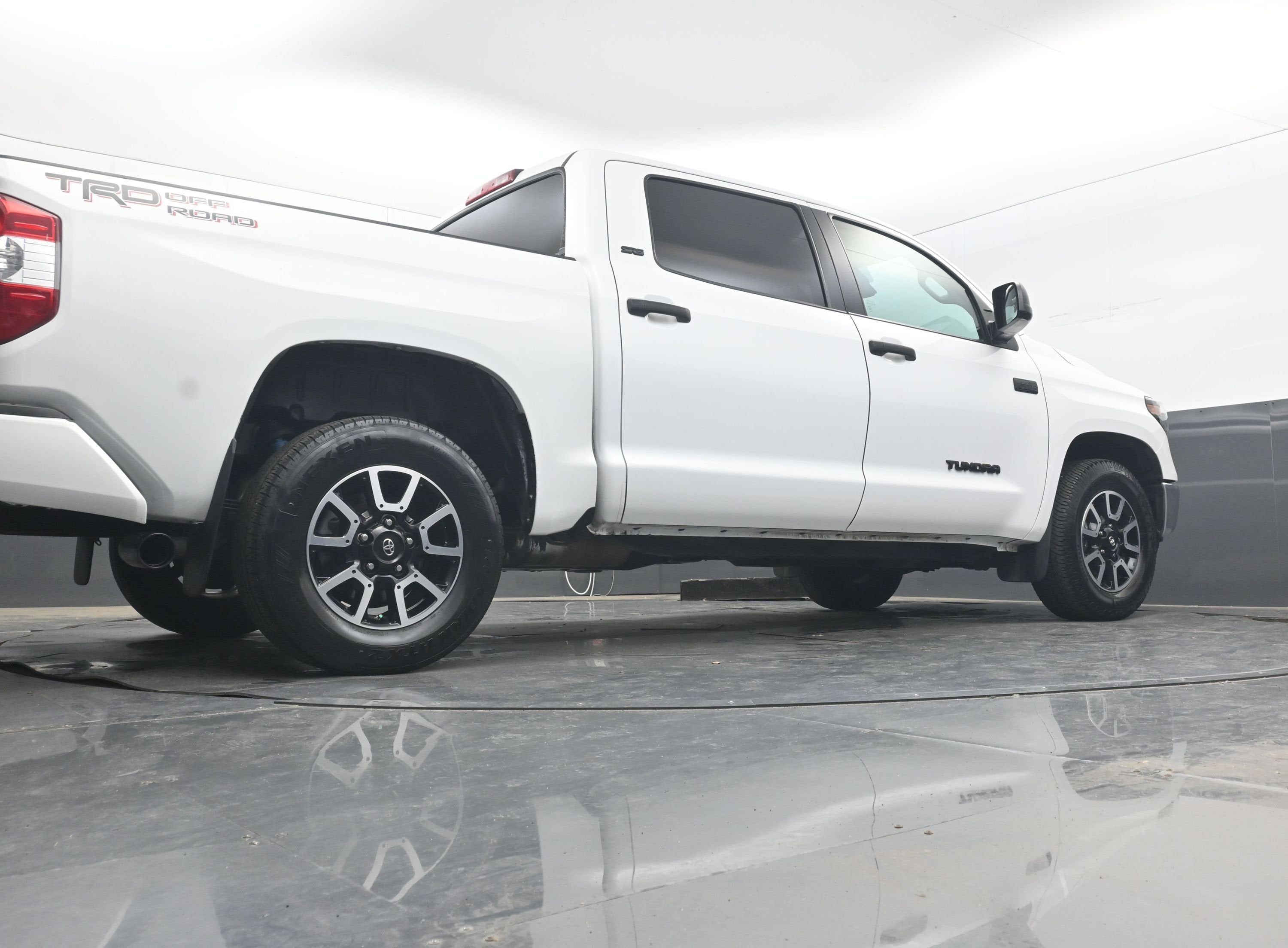2021 Toyota Tundra 2WD SR5