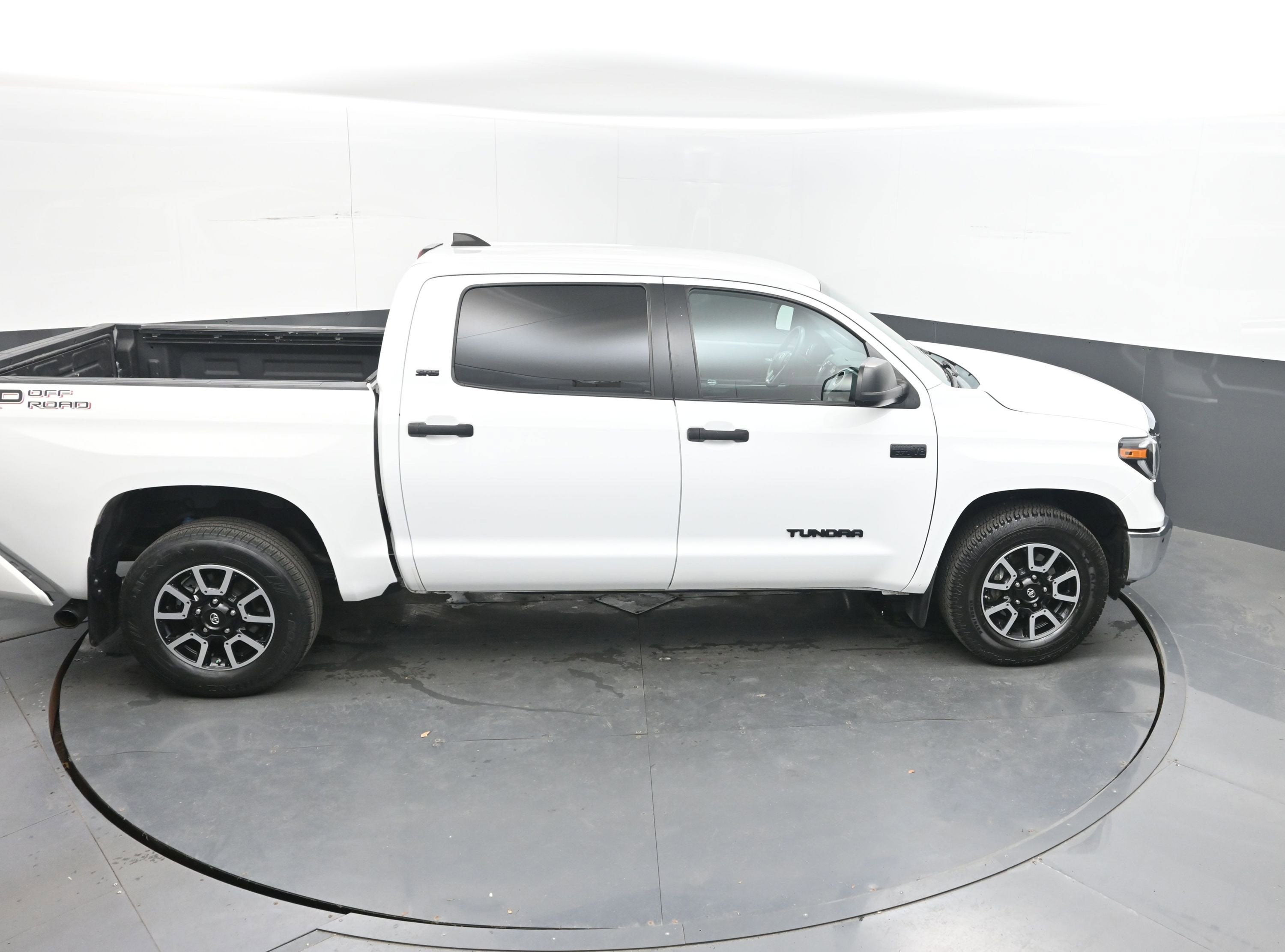 2021 Toyota Tundra 2WD SR5