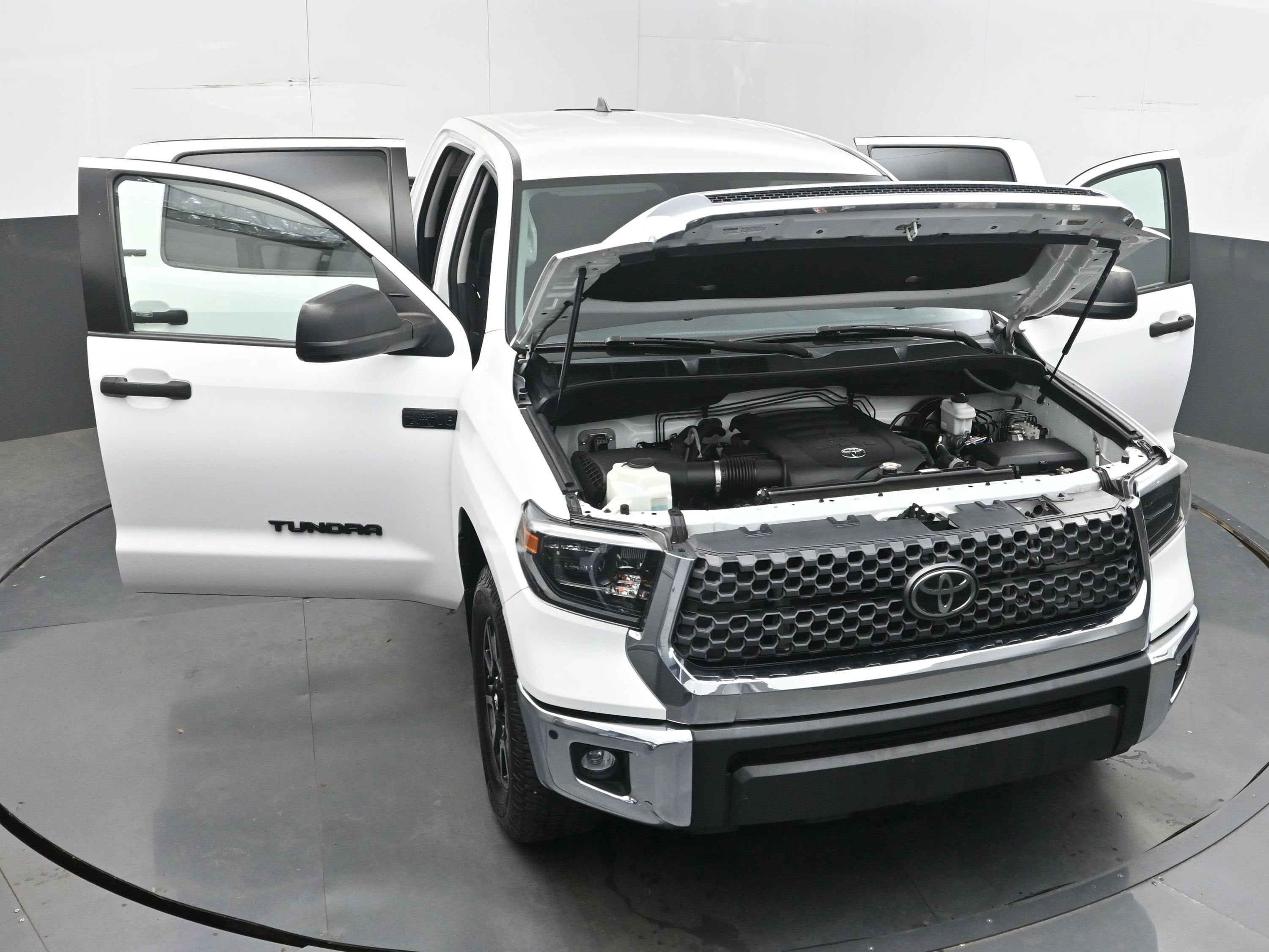 2021 Toyota Tundra 2WD SR5
