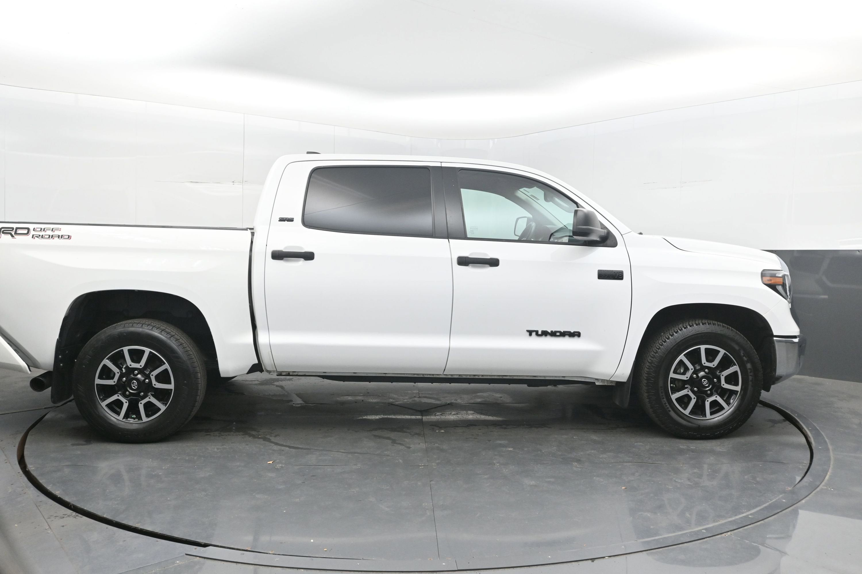 2021 Toyota Tundra 2WD SR5