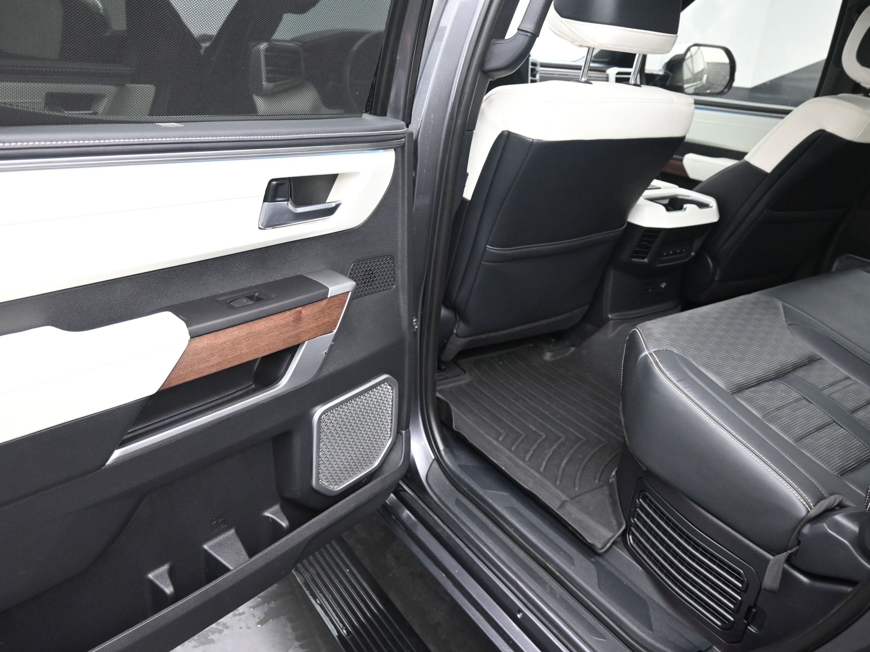 2023 Toyota Tundra 4WD Capstone Hybrid