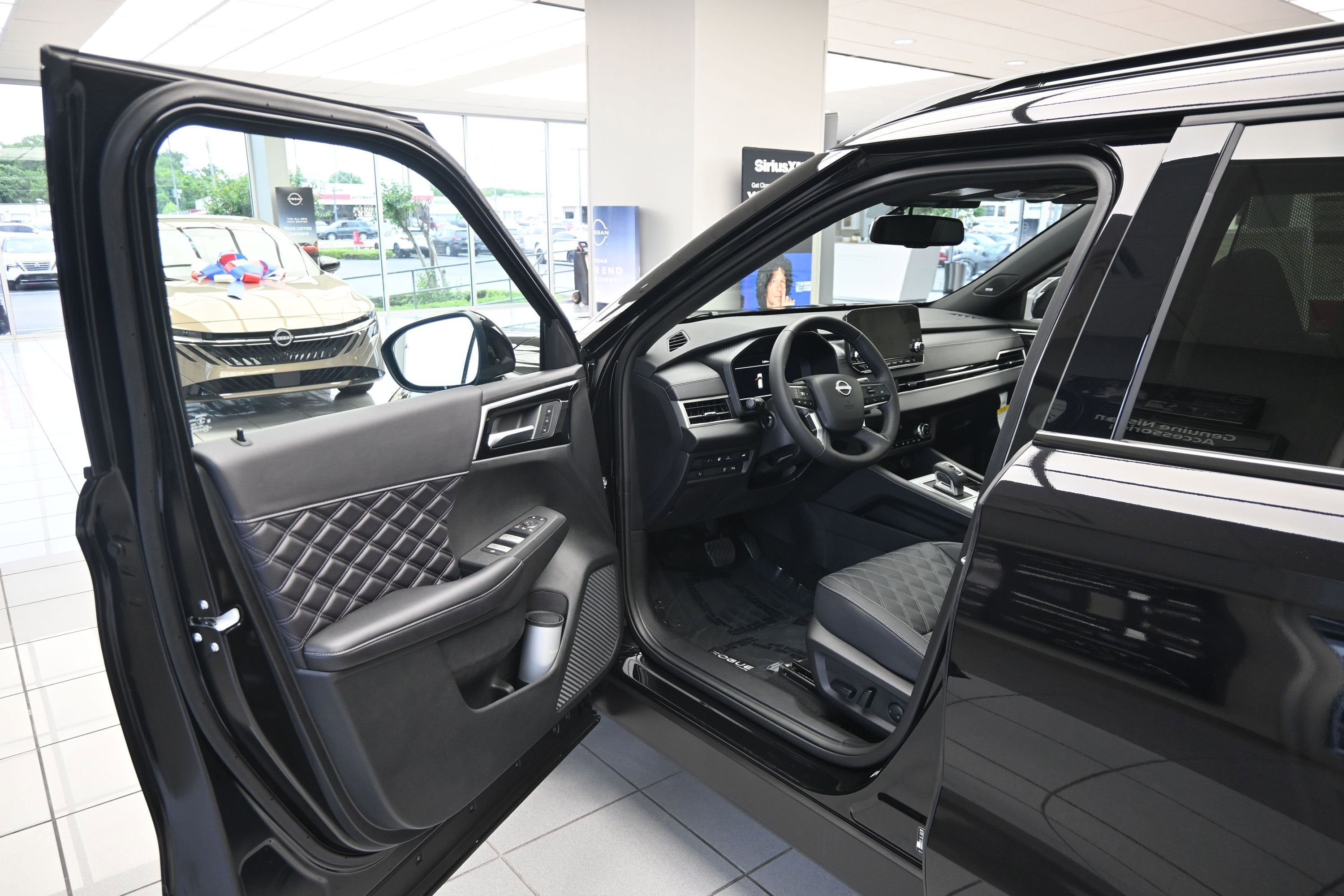 2026 Nissan ROGUE PHEV Platinum
