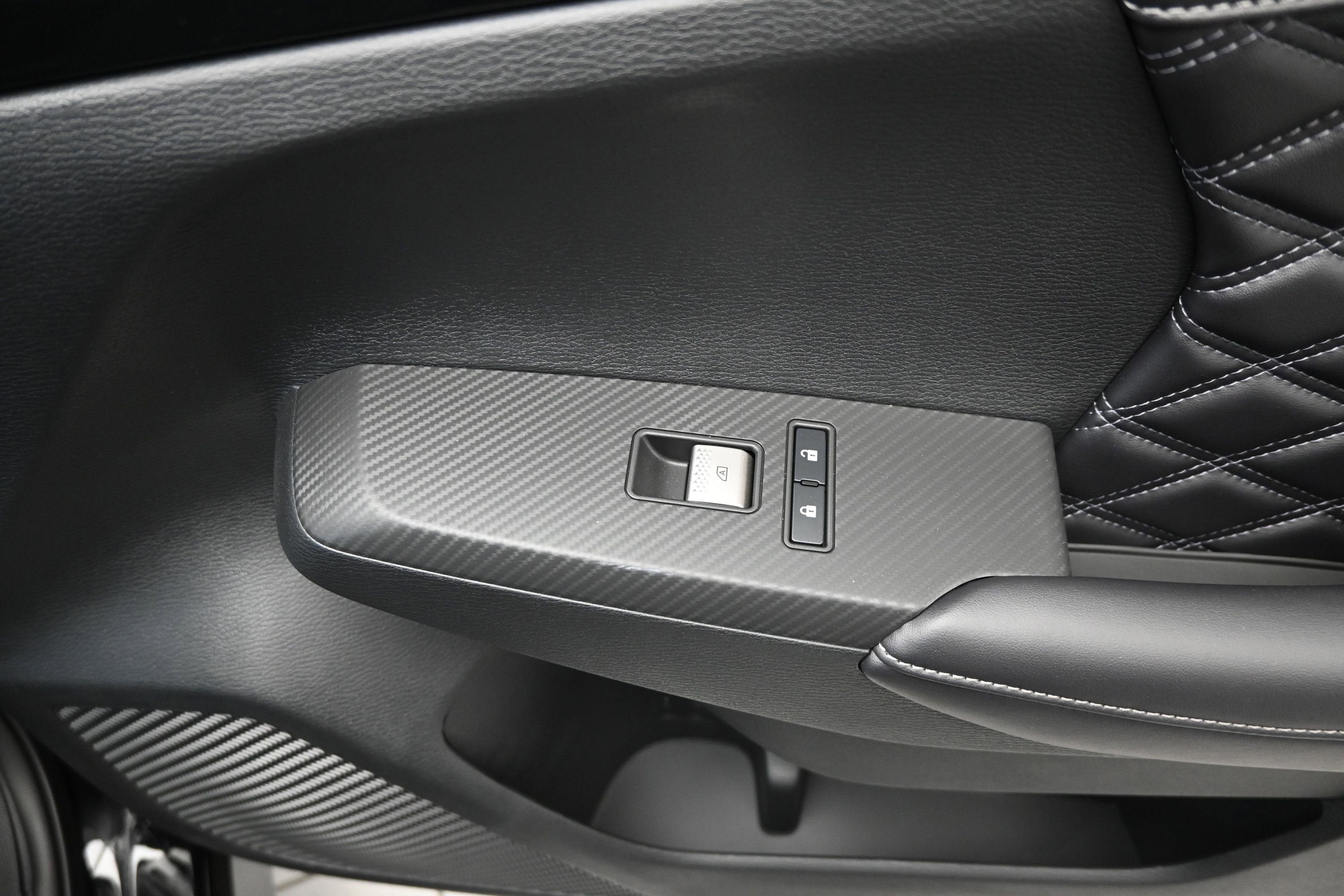 2026 Nissan ROGUE PHEV Platinum