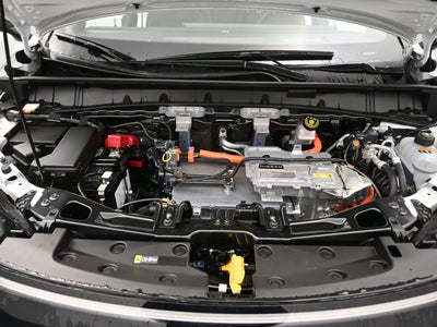 2026 Nissan LEAF PLATINUM+
