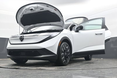 2026 Nissan LEAF PLATINUM+