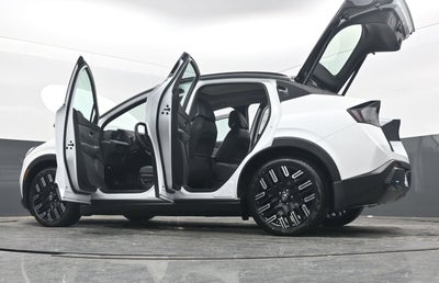 2026 Nissan LEAF PLATINUM+