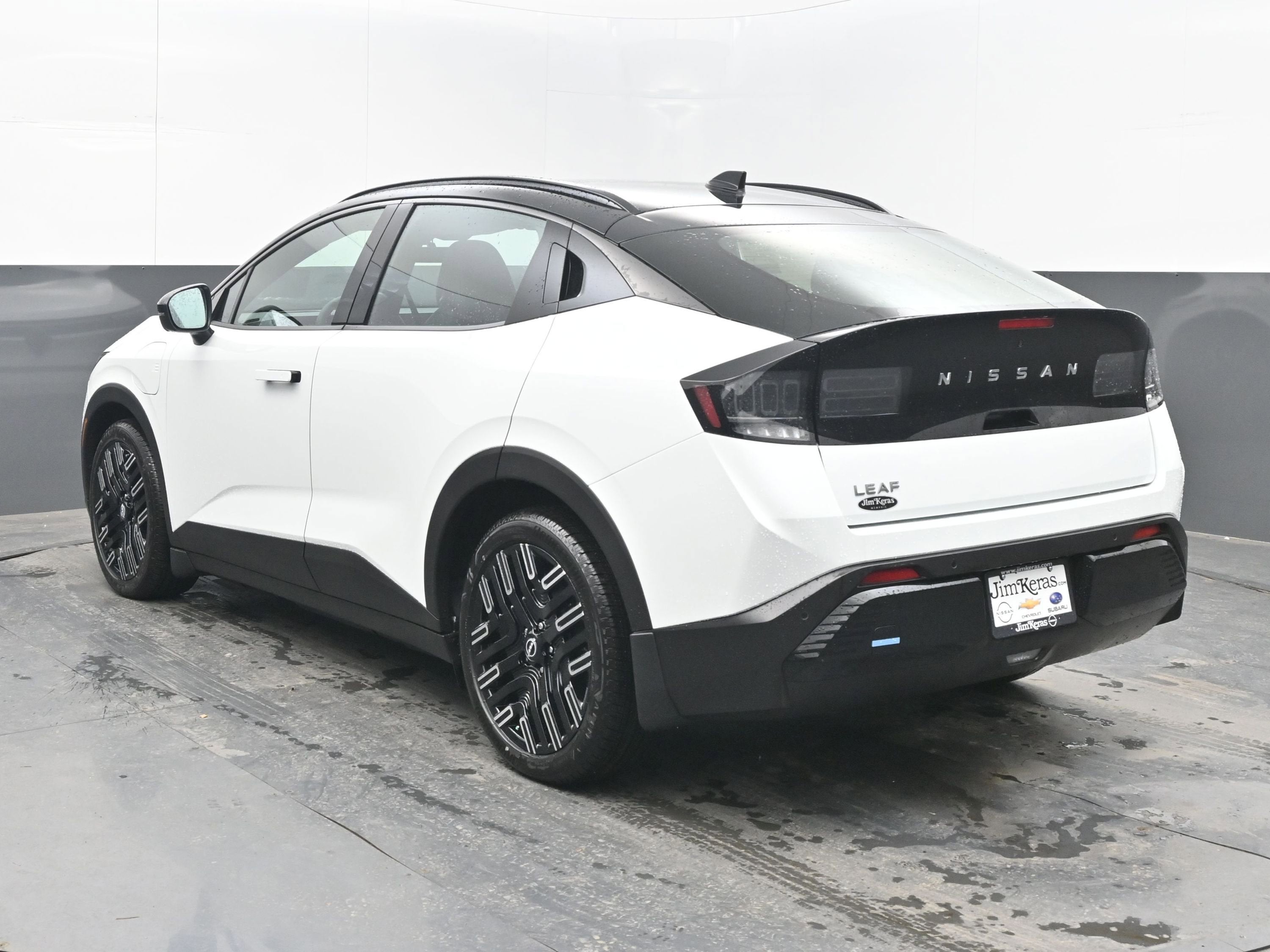 2026 Nissan LEAF PLATINUM+