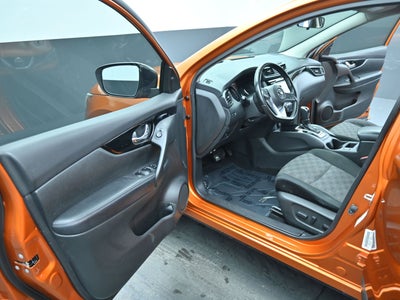 2017 Nissan Rogue Sport SV