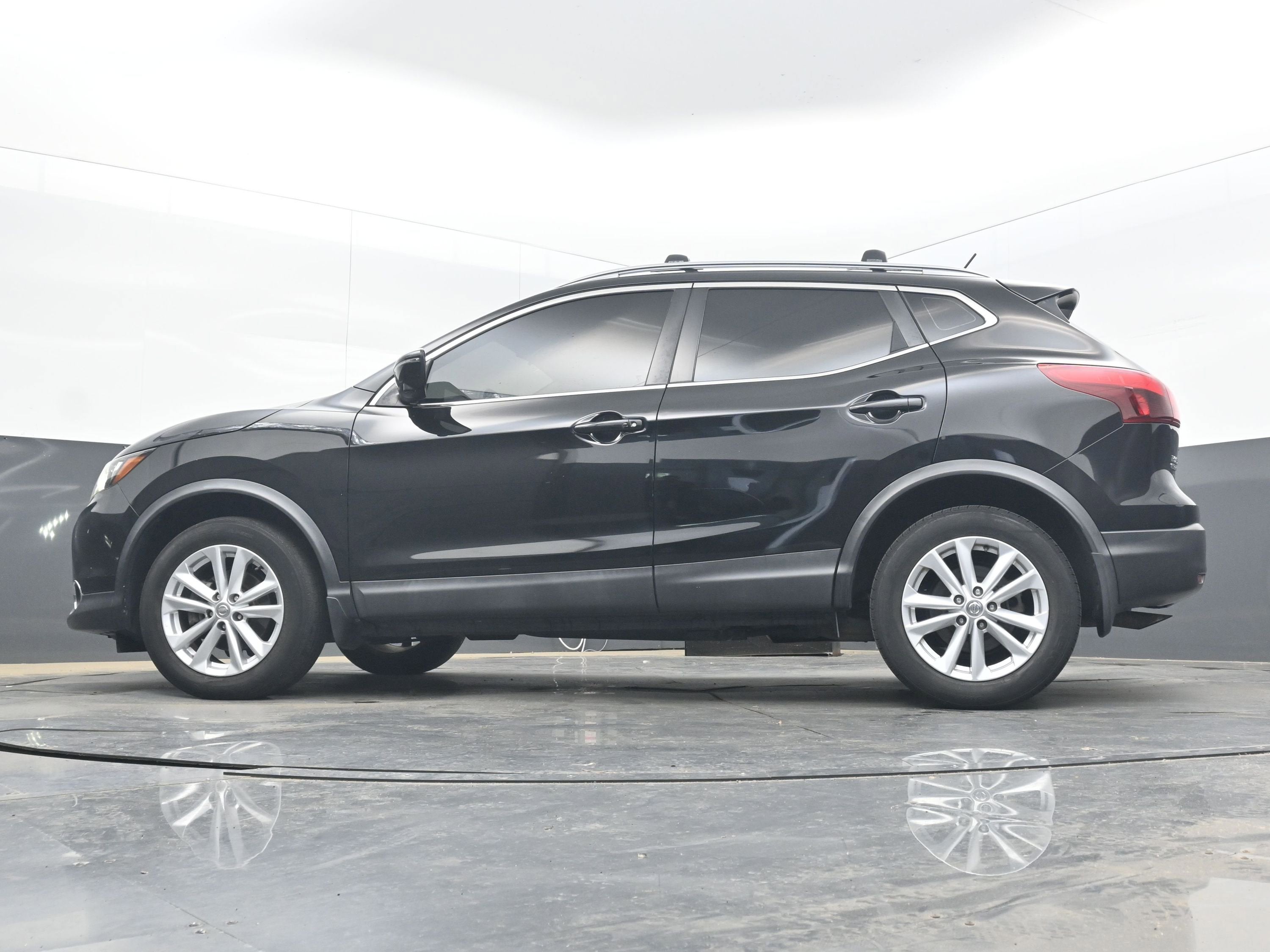 2017 Nissan Rogue Sport SV