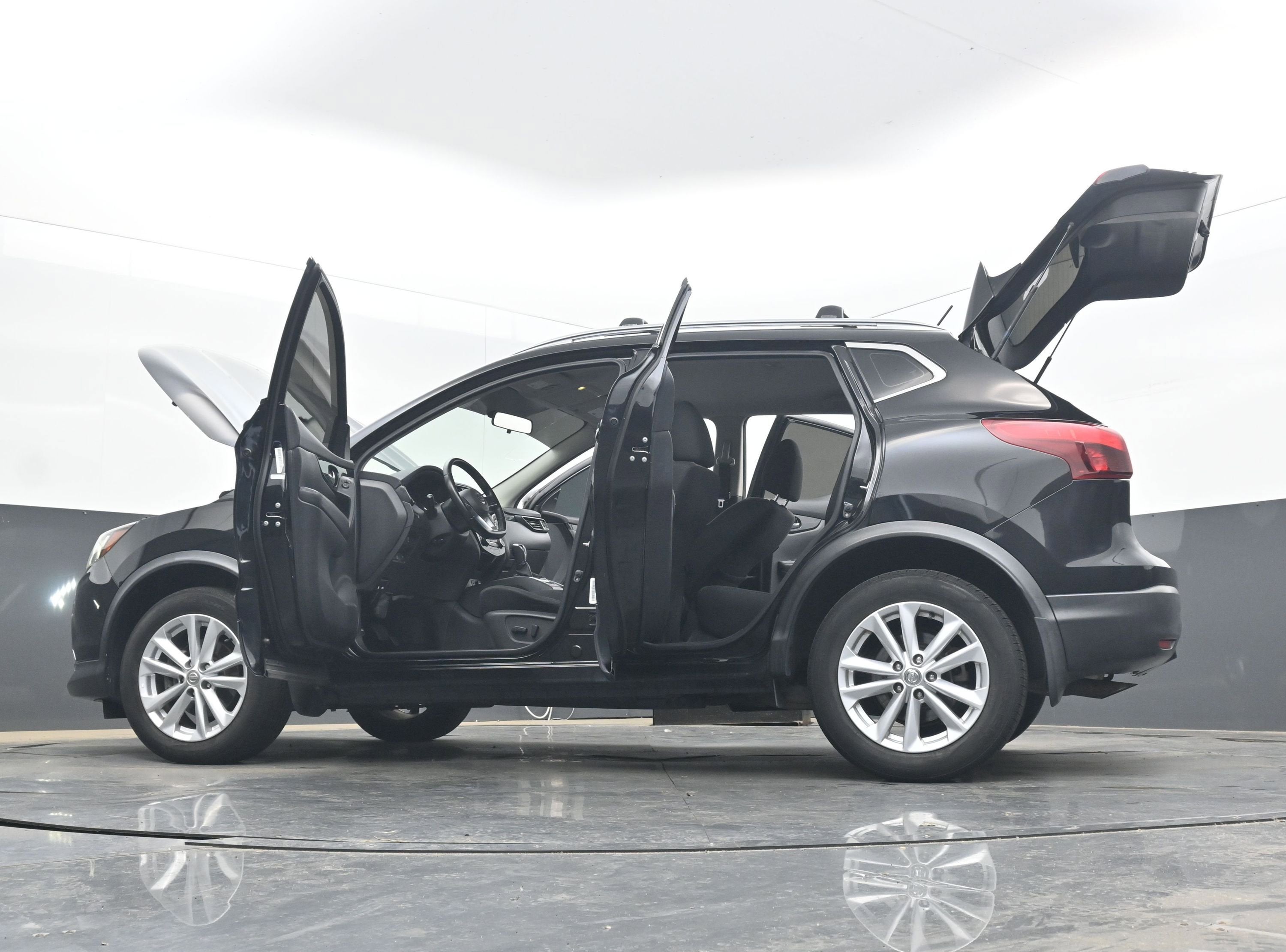 2017 Nissan Rogue Sport SV