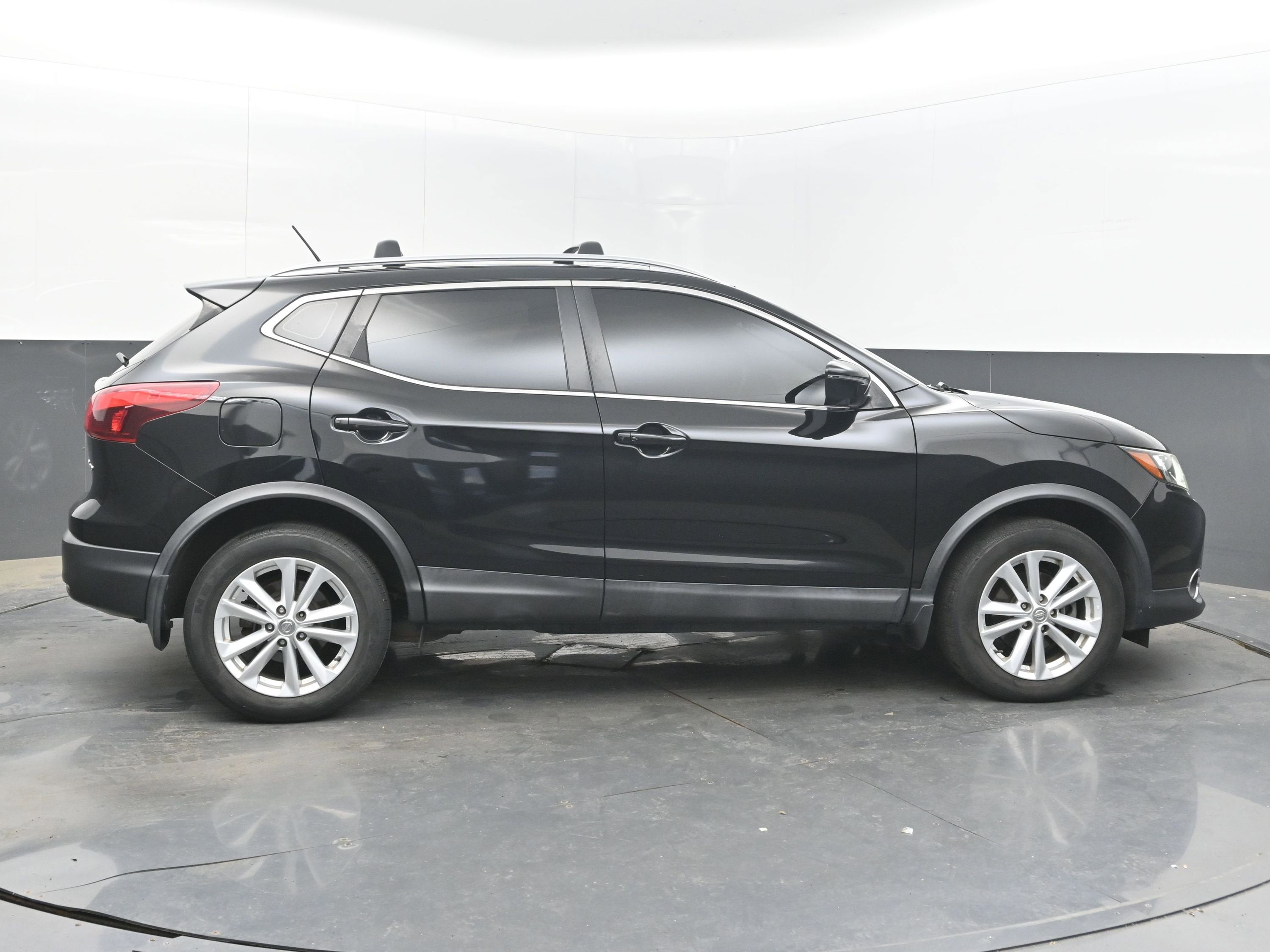 2017 Nissan Rogue Sport SV