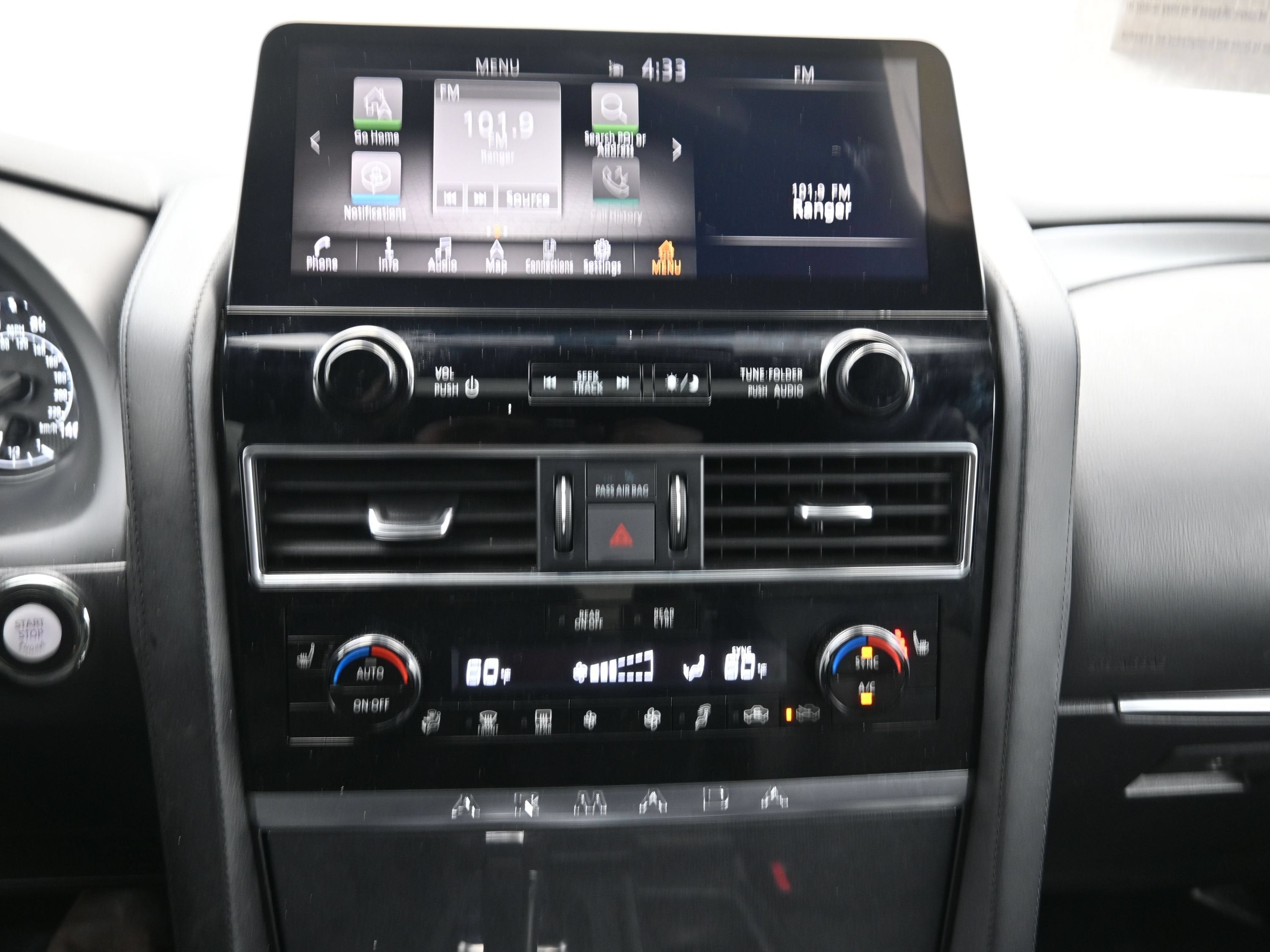 2022 Nissan Armada SL