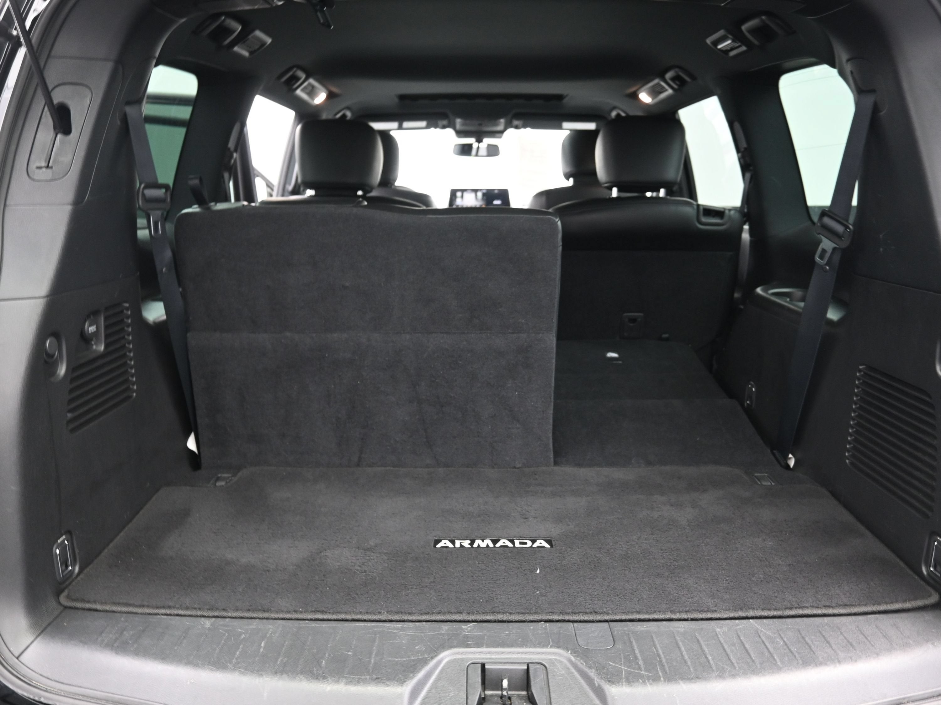 2022 Nissan Armada SL