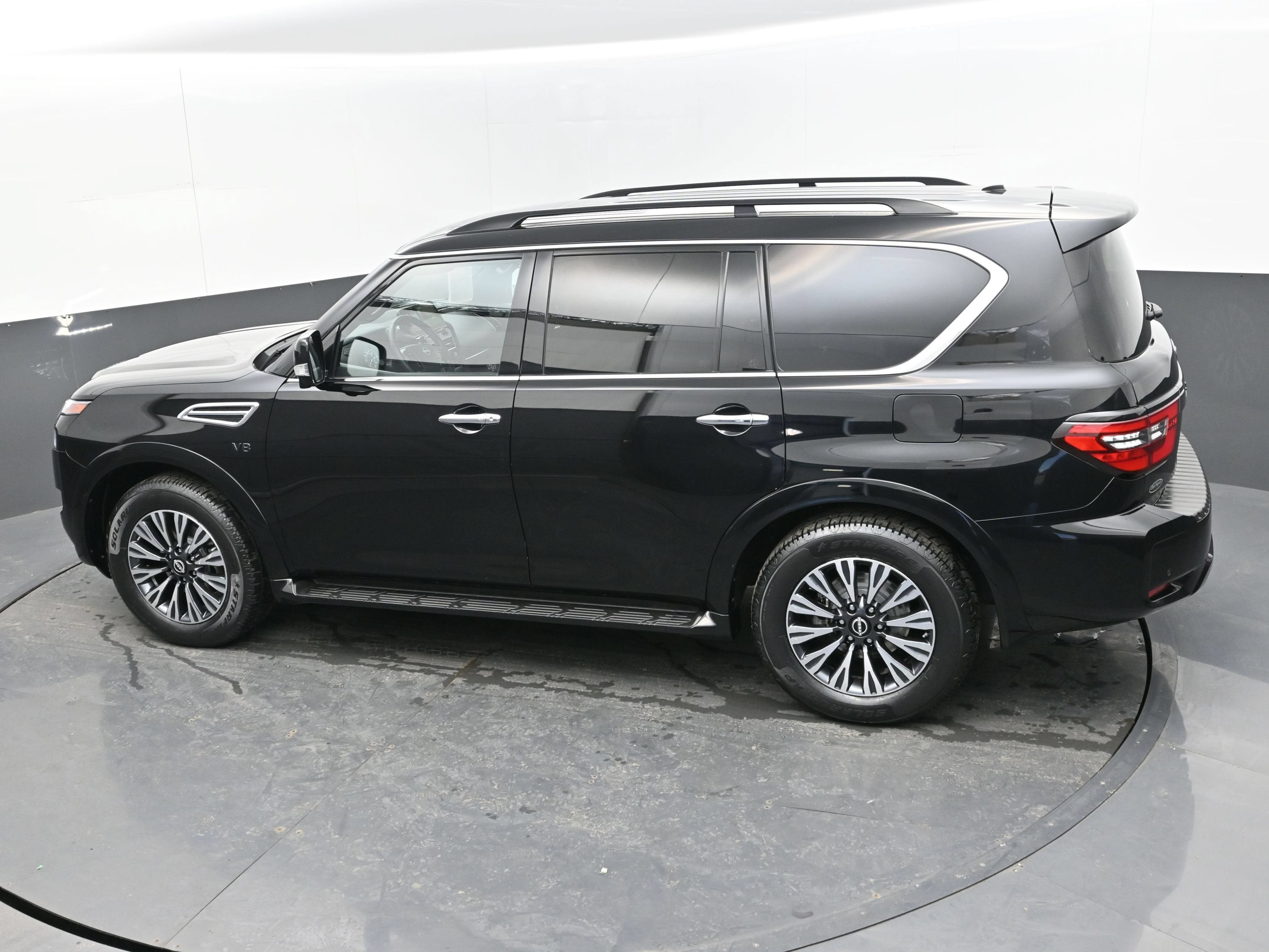 2022 Nissan Armada SL
