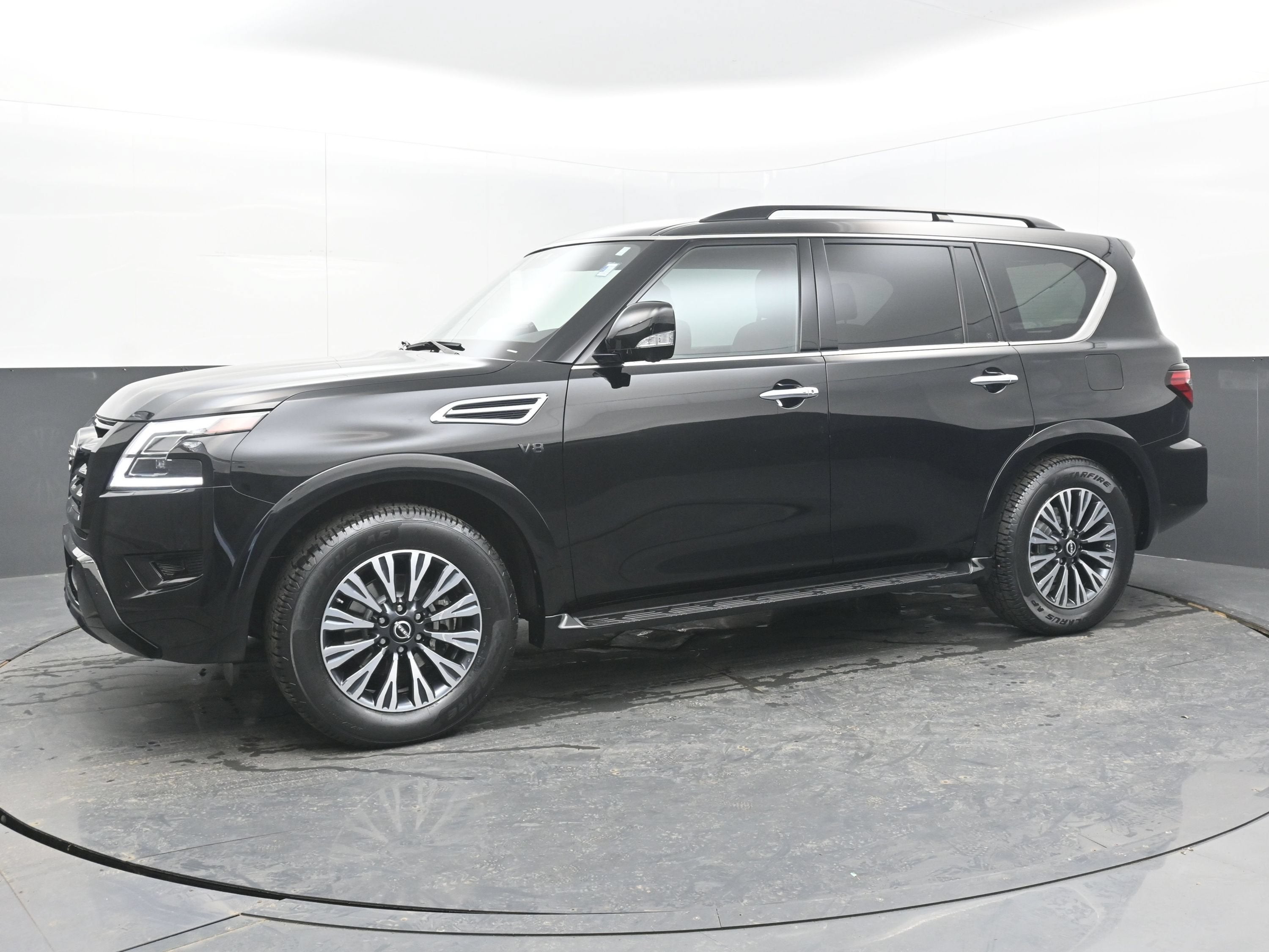 2022 Nissan Armada SL