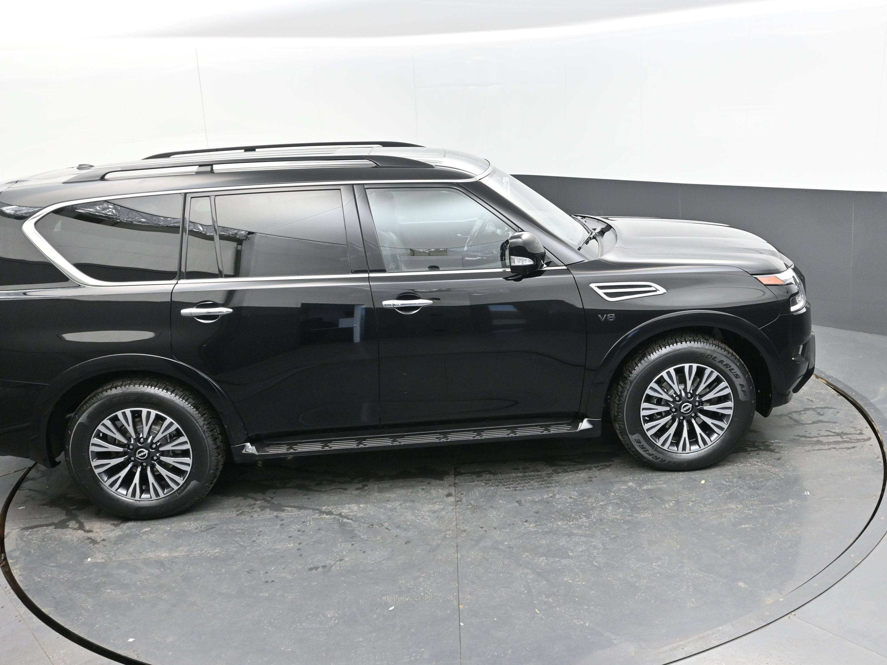 2022 Nissan Armada SL