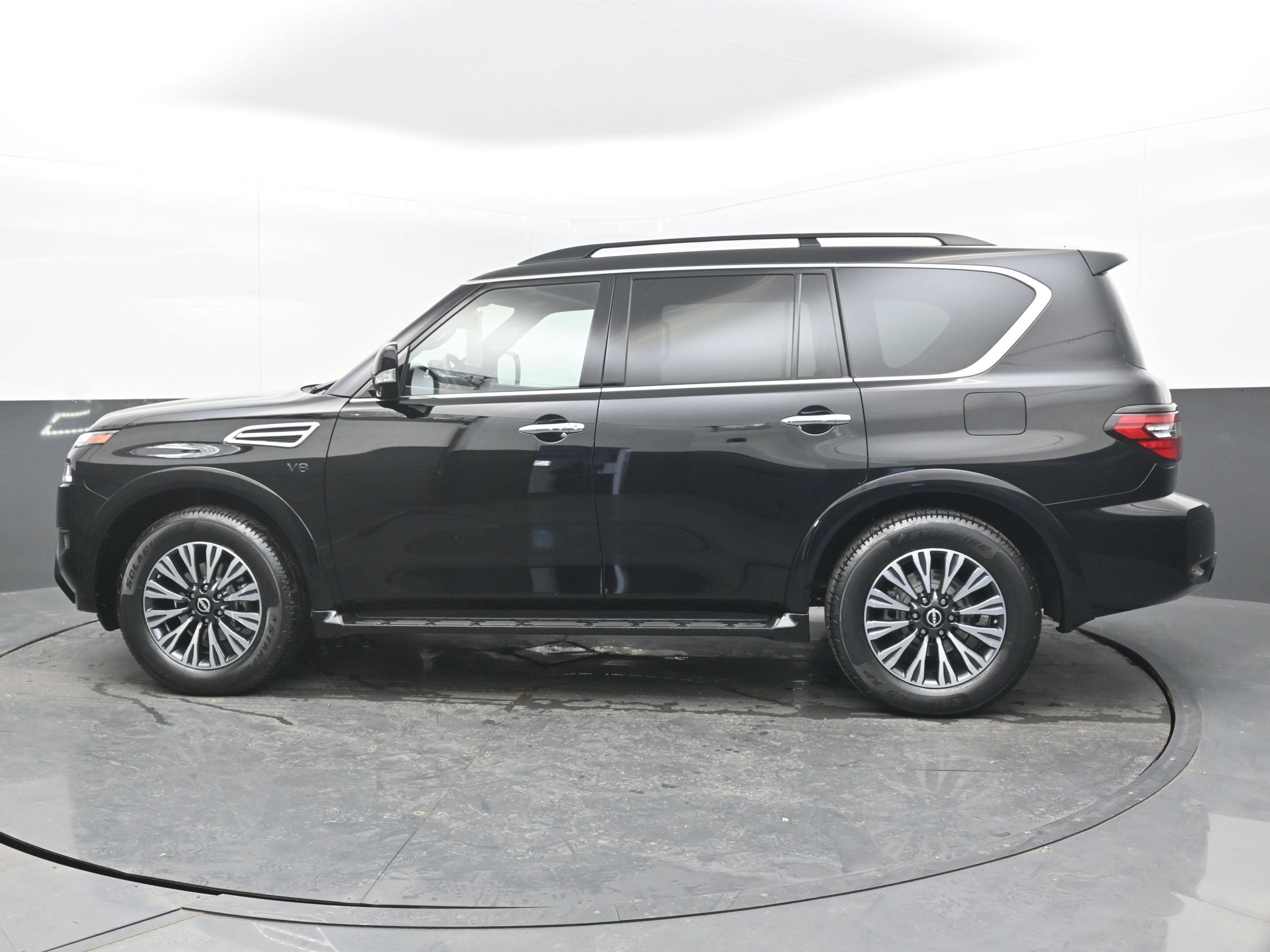 2022 Nissan Armada SL
