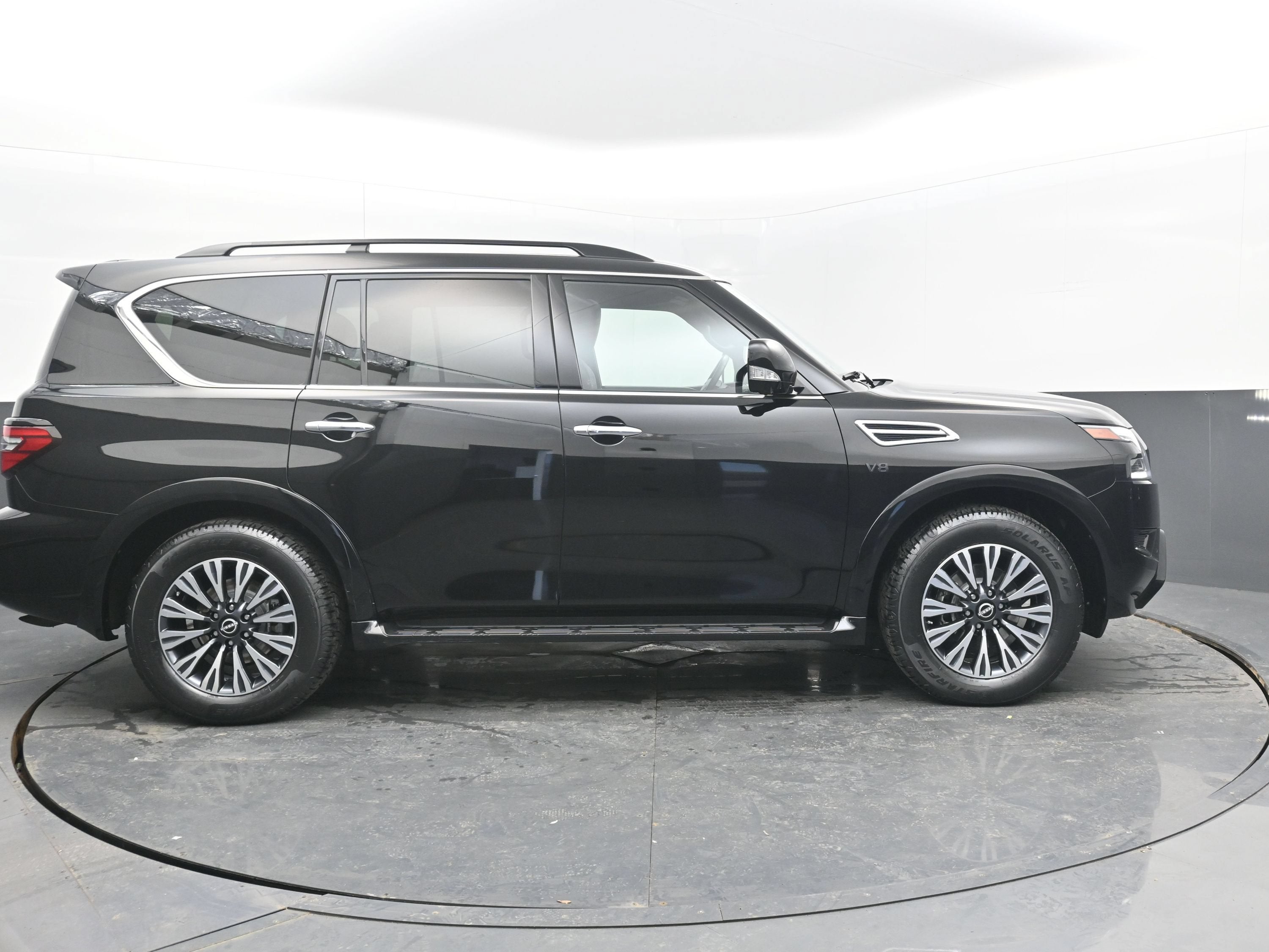 2022 Nissan Armada SL