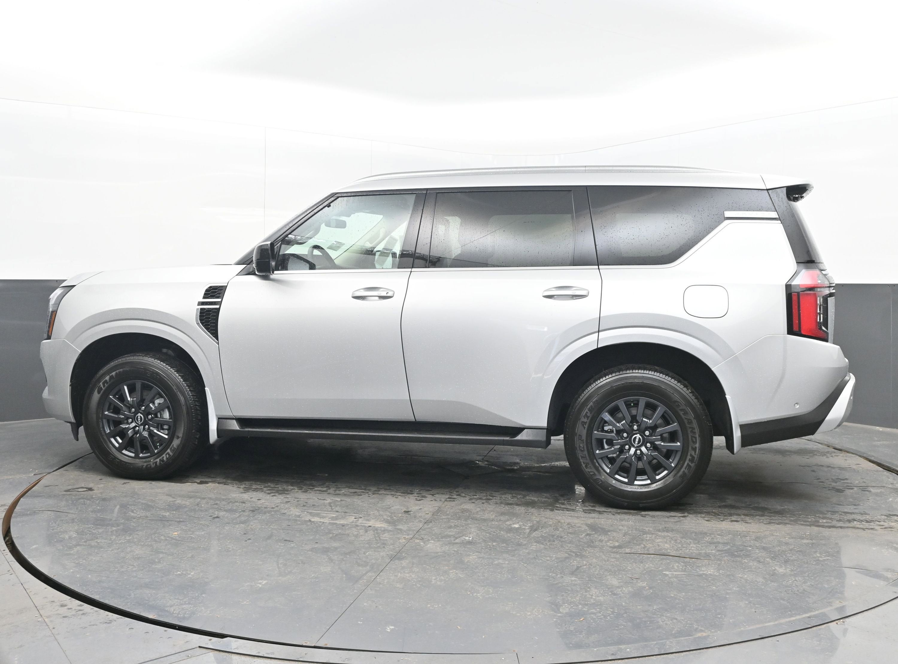 2026 Nissan ARMADA SV