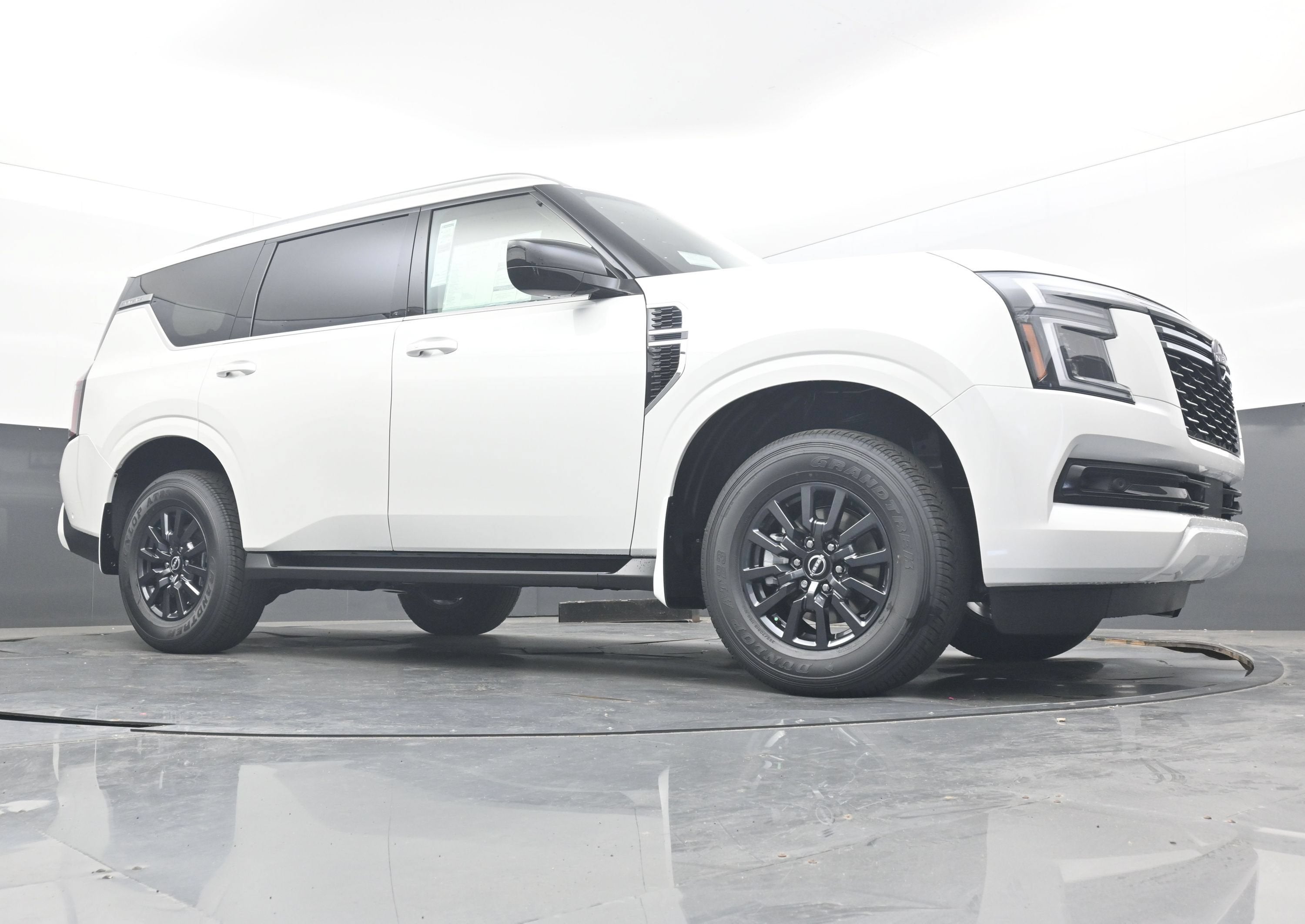 2026 Nissan ARMADA SV