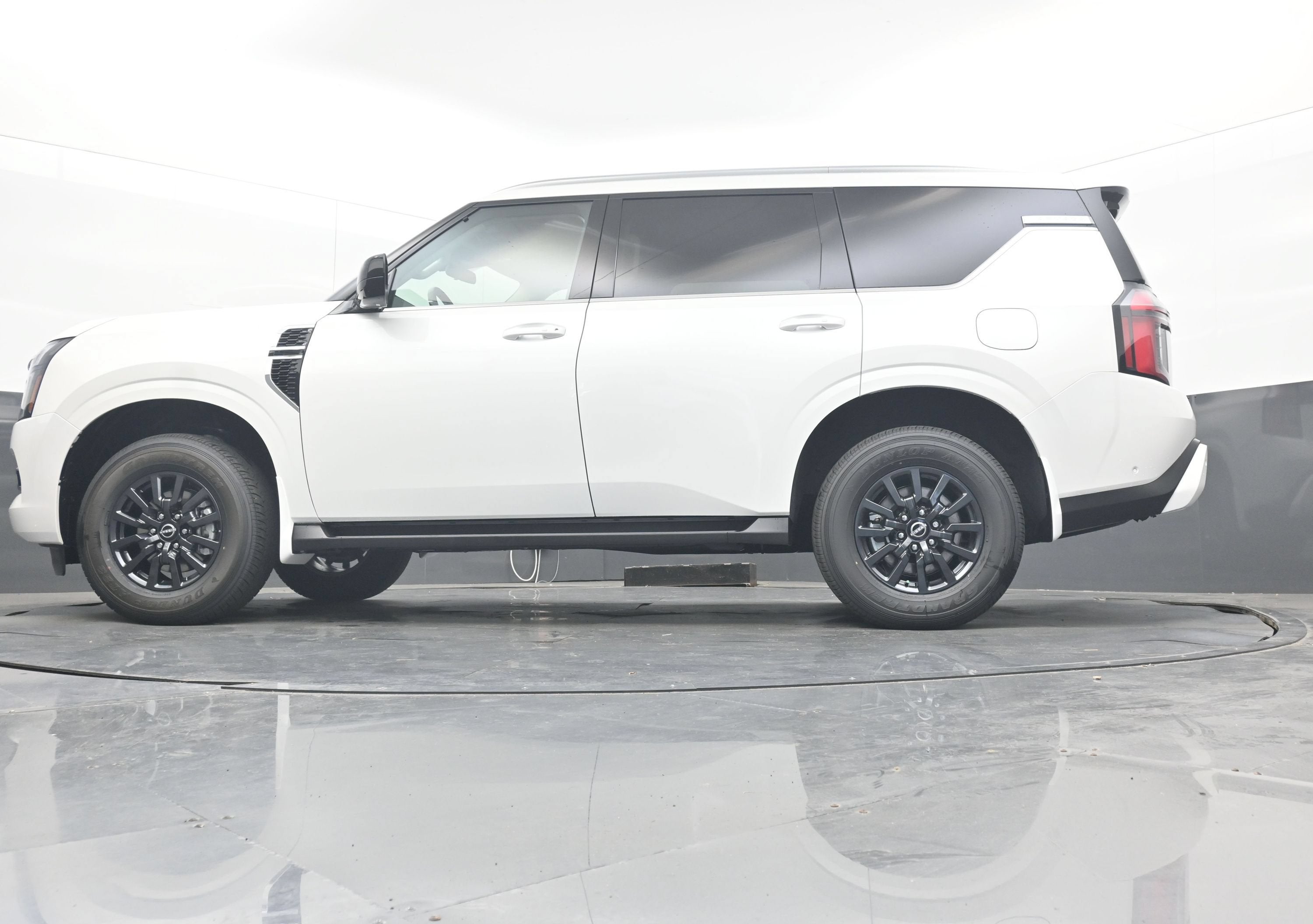 2026 Nissan ARMADA SV