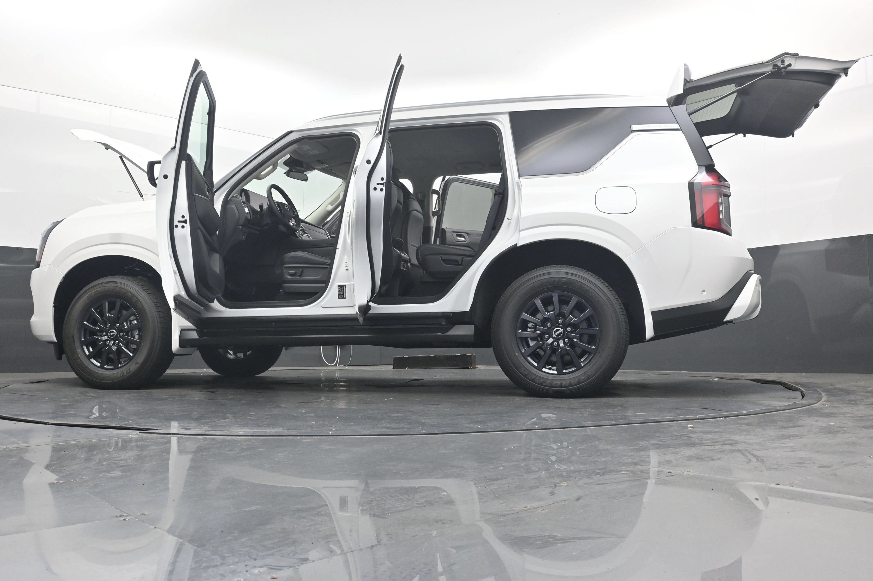 2026 Nissan ARMADA SV