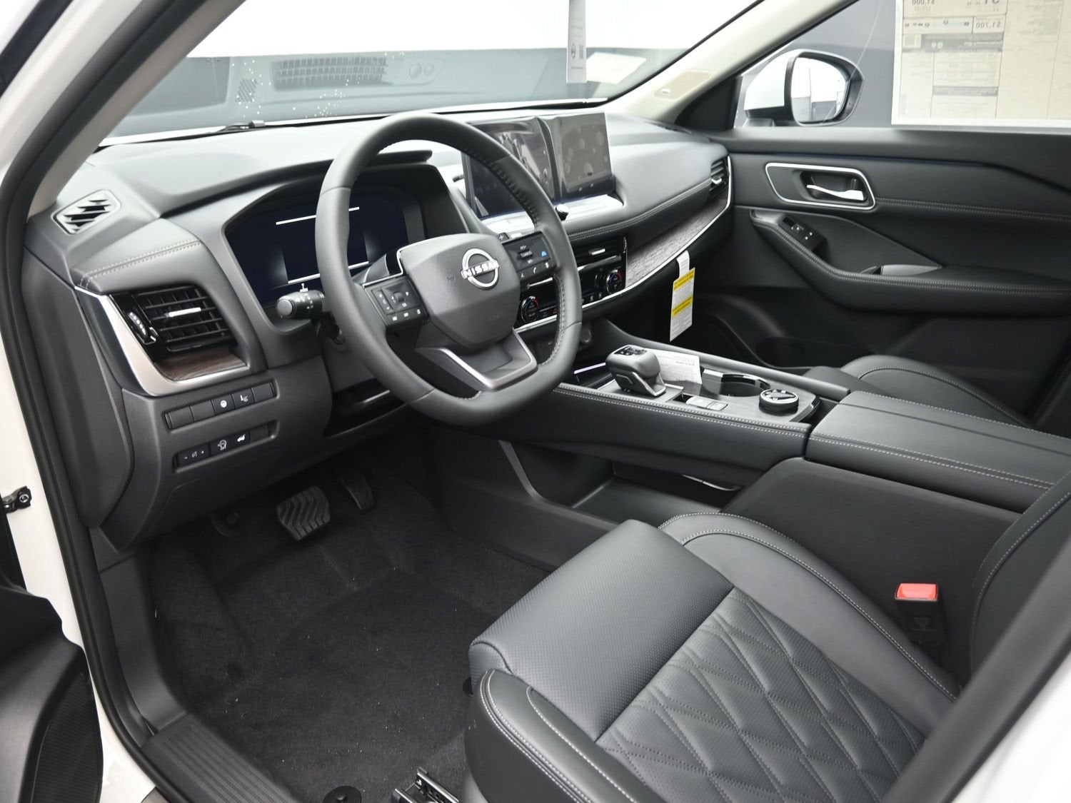 2025 Nissan Rogue Platinum