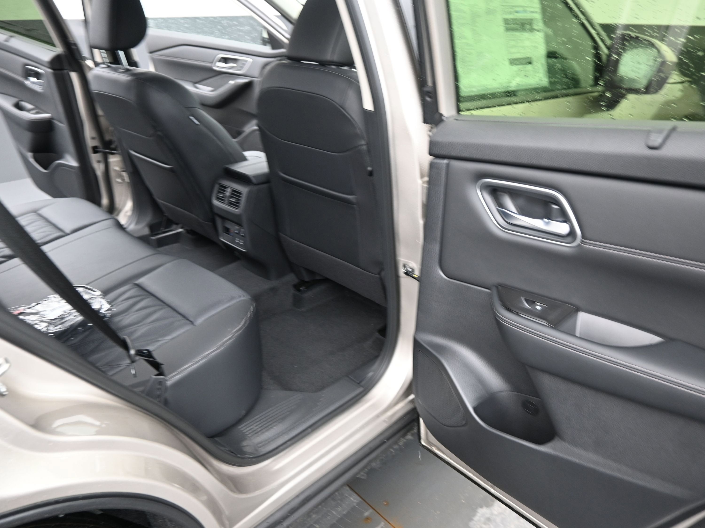 2026 Nissan ROGUE Platinum PREMIUM