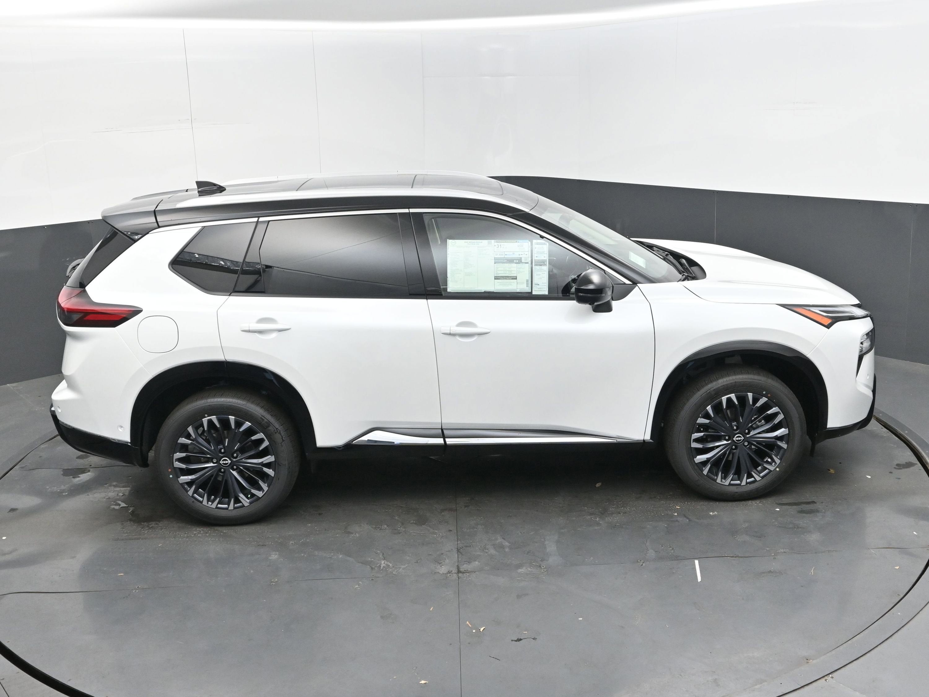2026 Nissan ROGUE Platinum PREMIUM