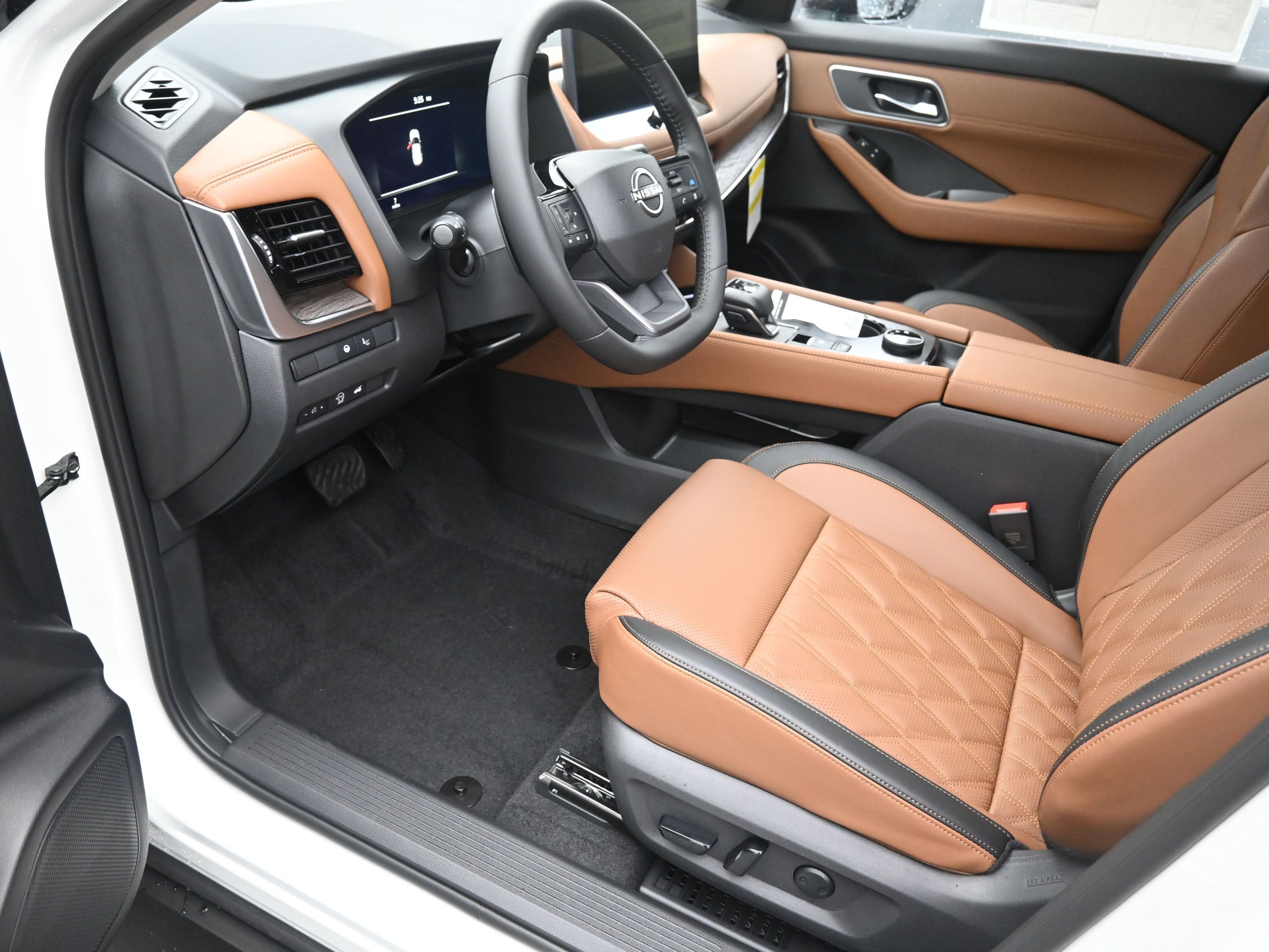 2026 Nissan ROGUE Platinum PREMIUM