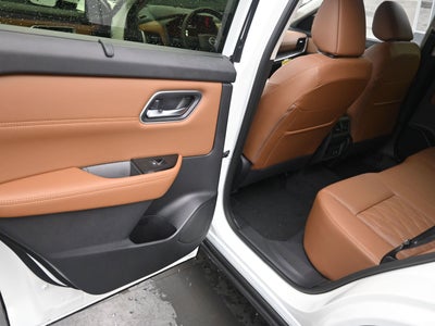 2026 Nissan ROGUE Platinum PREMIUM