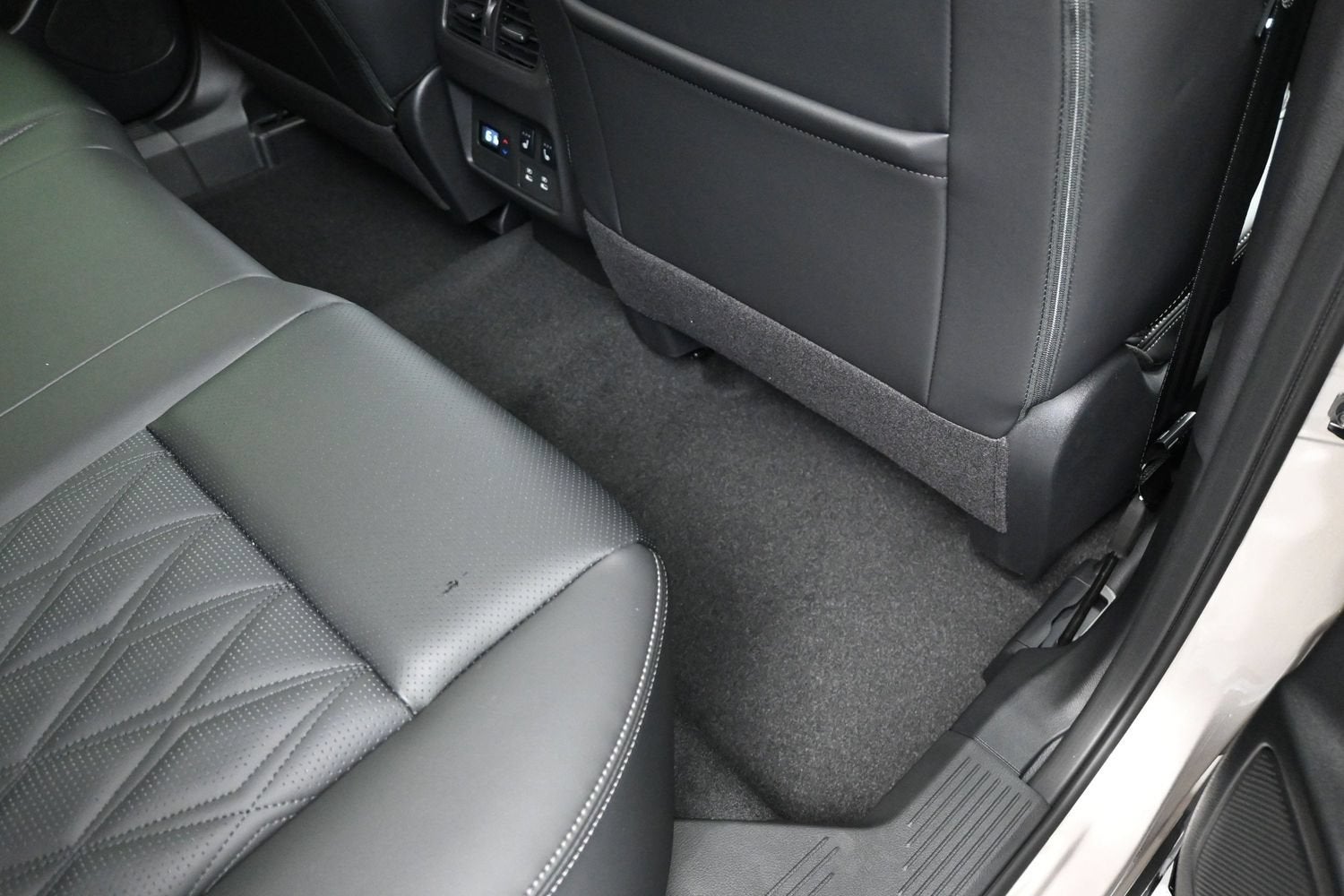 2026 Nissan ROGUE Platinum PREMIUM