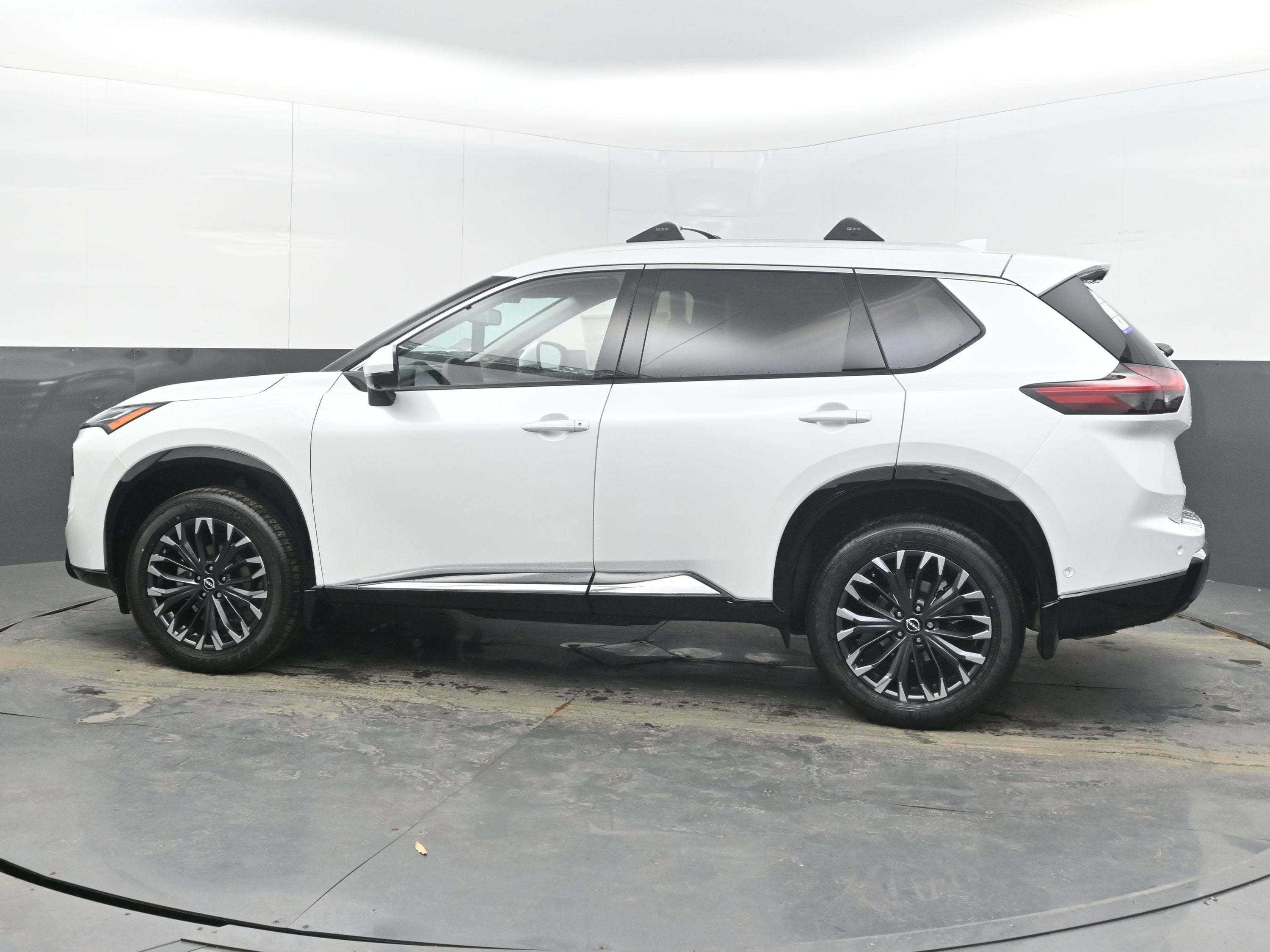 2026 Nissan ROGUE Platinum PREMIUM