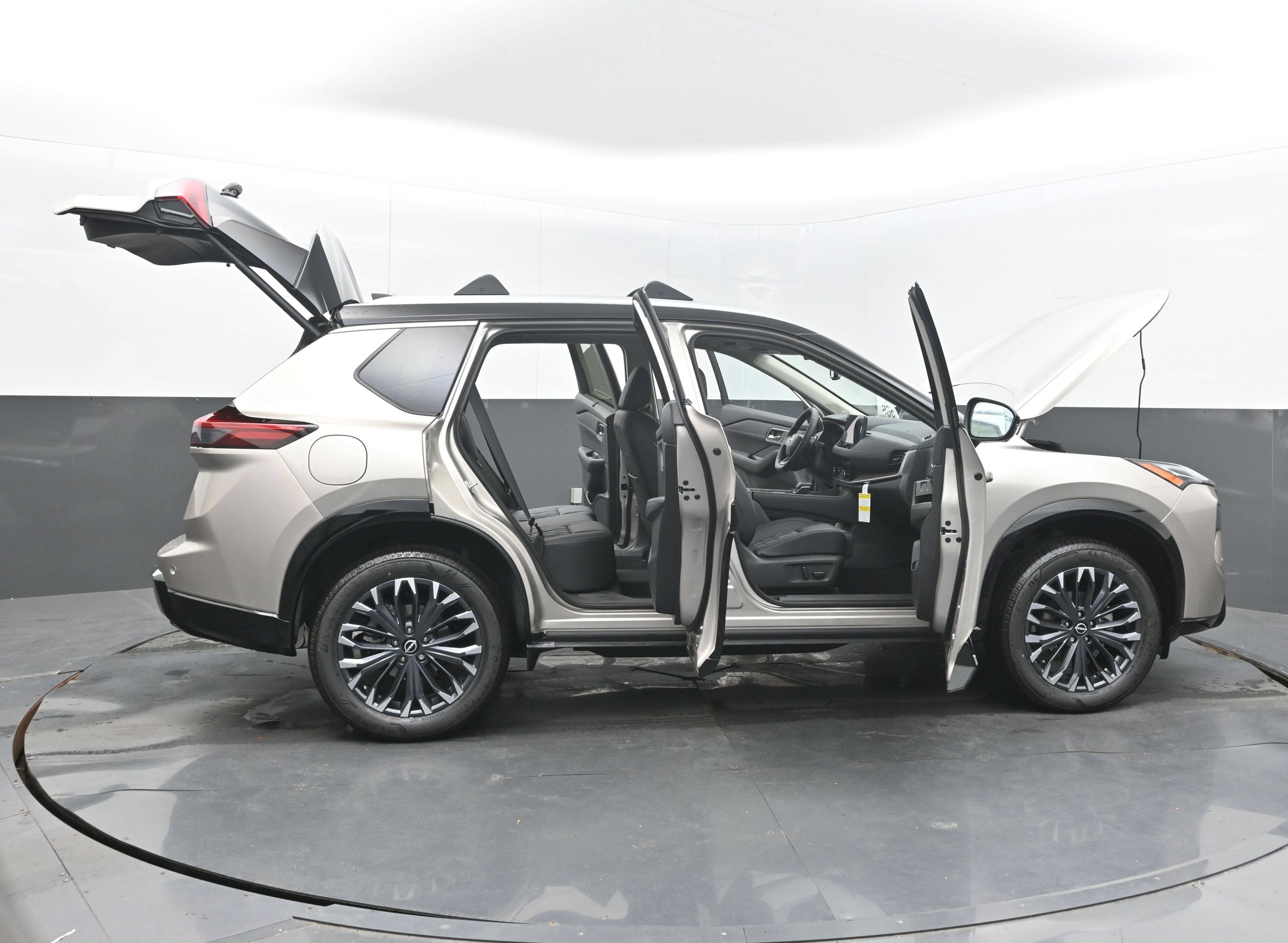 2026 Nissan ROGUE Platinum PREMIUM