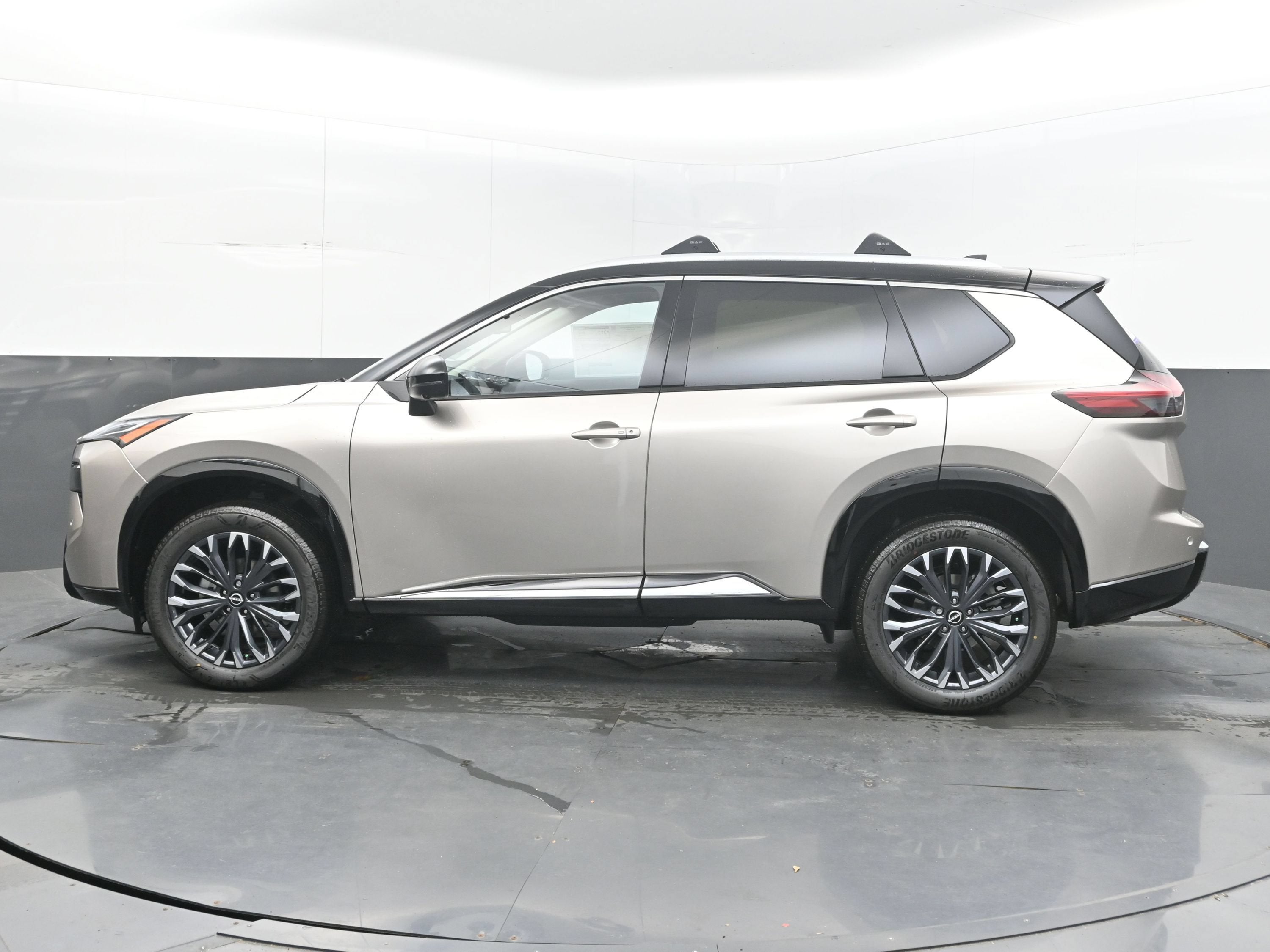 2026 Nissan ROGUE Platinum PREMIUM
