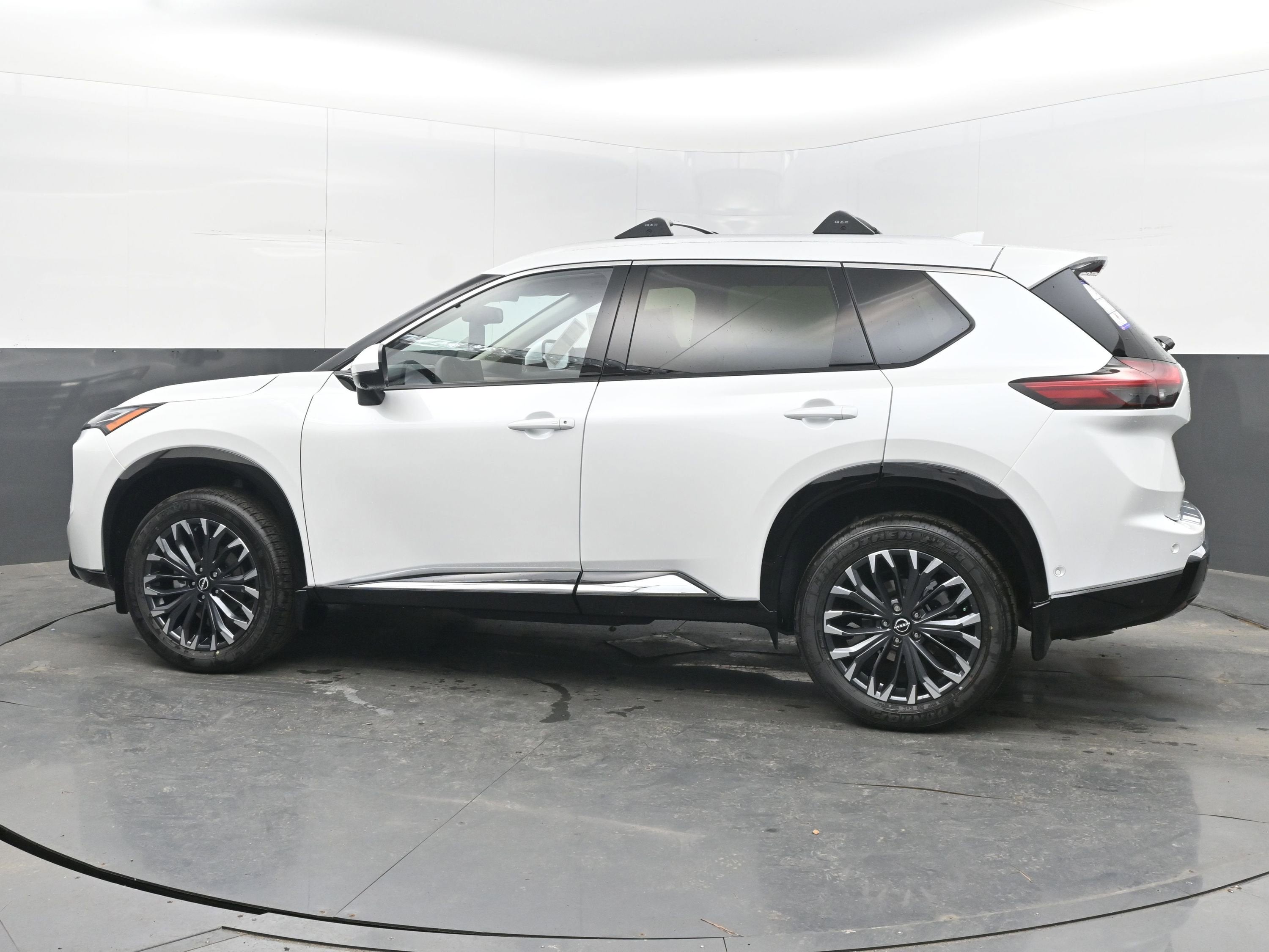 2026 Nissan ROGUE Platinum PREMIUM