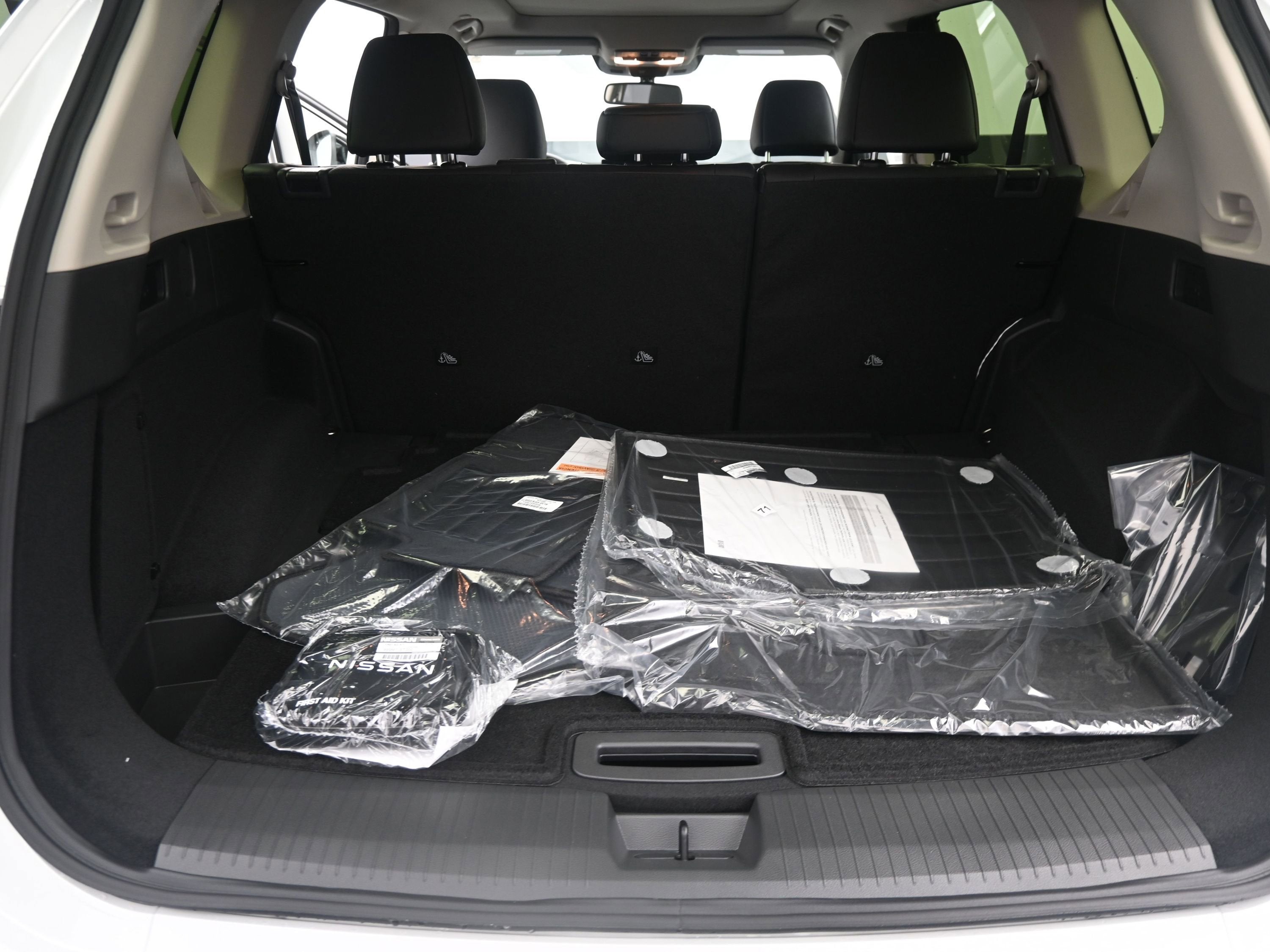 2026 Nissan ROGUE Platinum PREMIUM