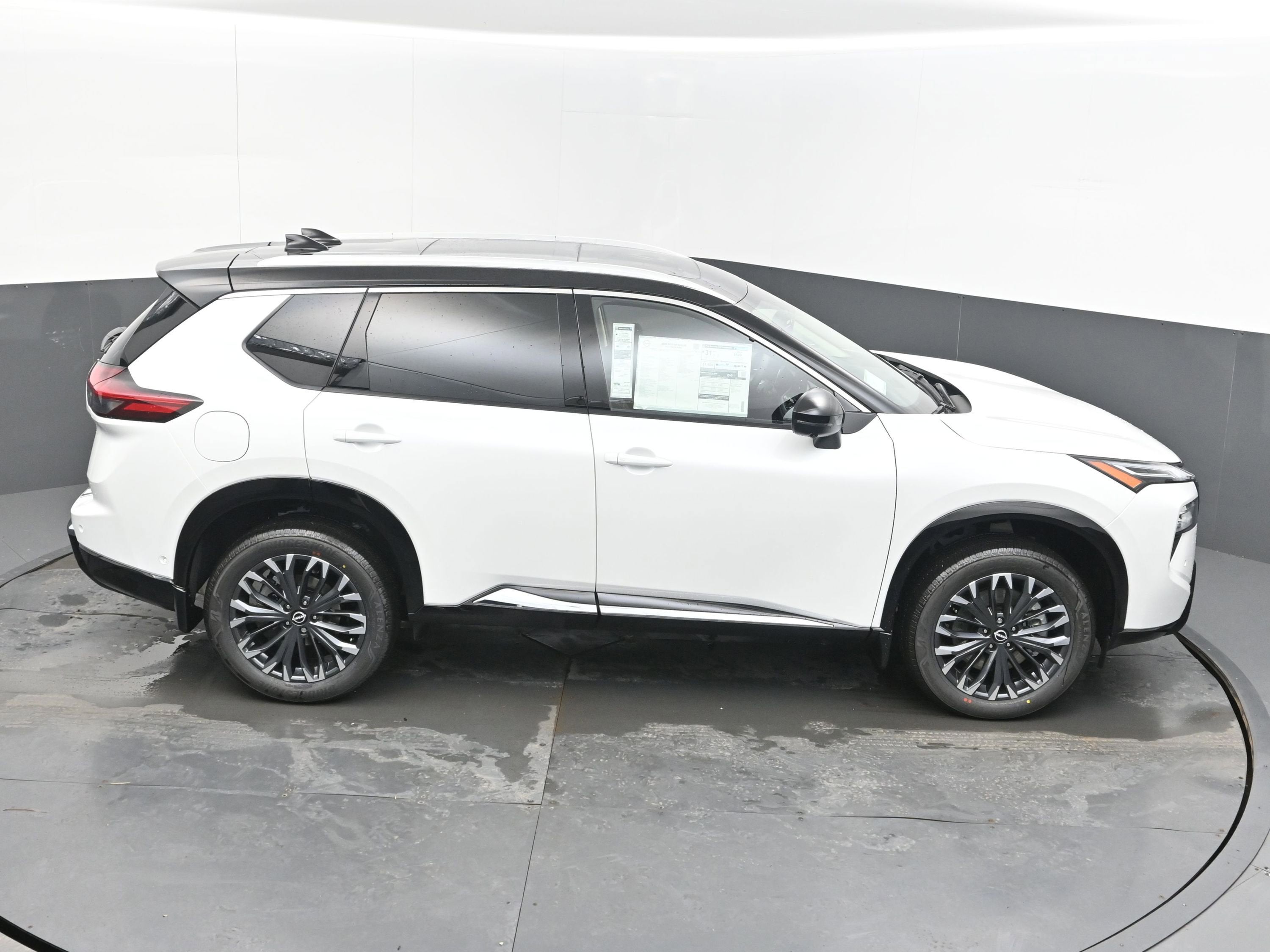 2026 Nissan ROGUE Platinum PREMIUM