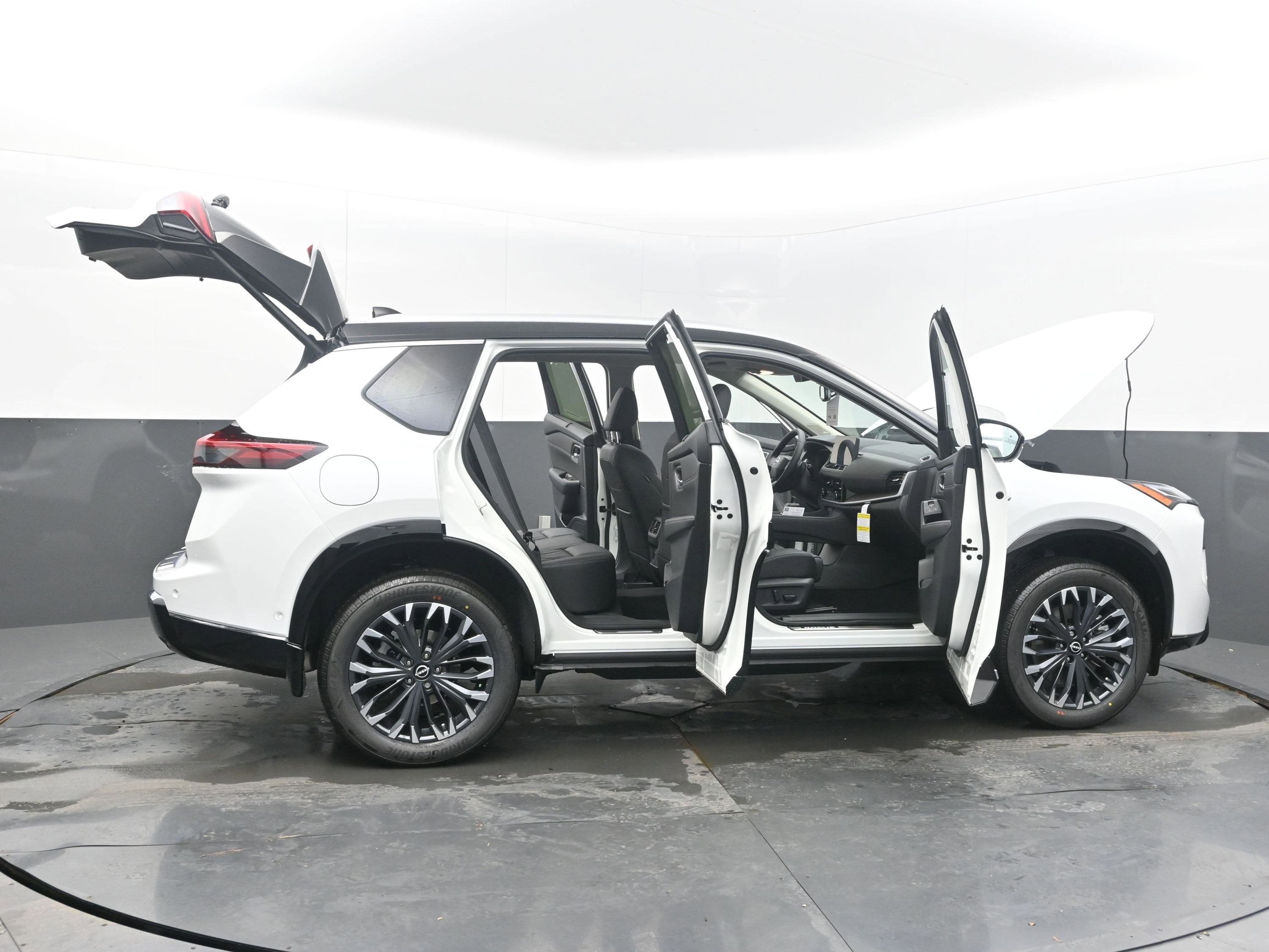 2026 Nissan ROGUE Platinum PREMIUM