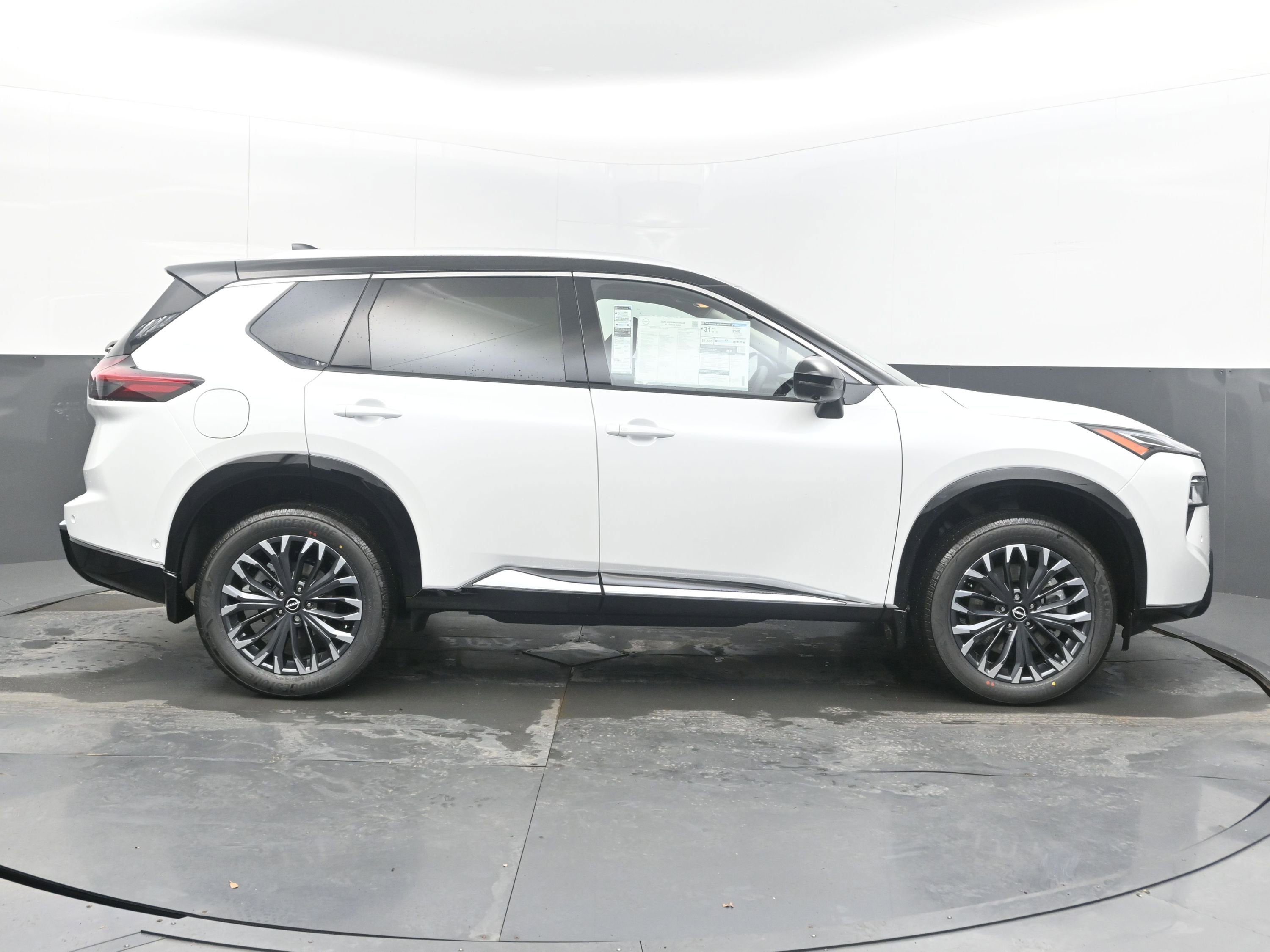 2026 Nissan ROGUE Platinum PREMIUM