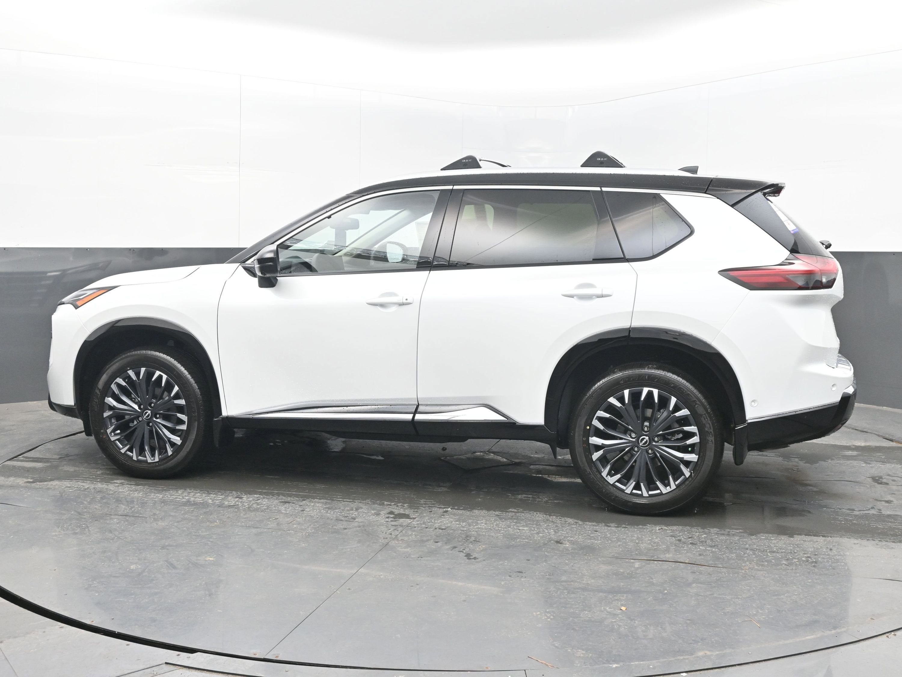 2026 Nissan ROGUE Platinum PREMIUM