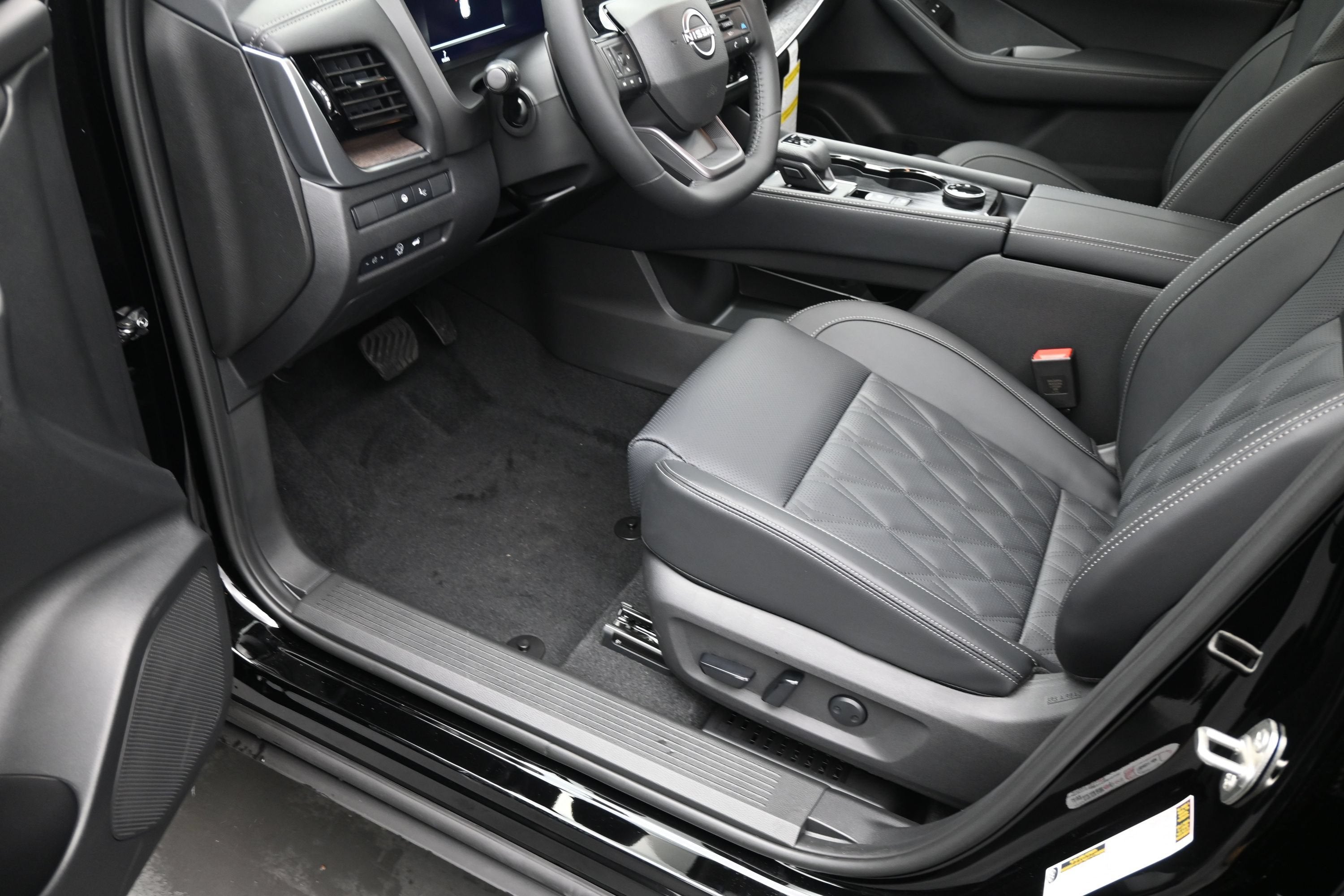 2026 Nissan ROGUE Platinum PREMIUM