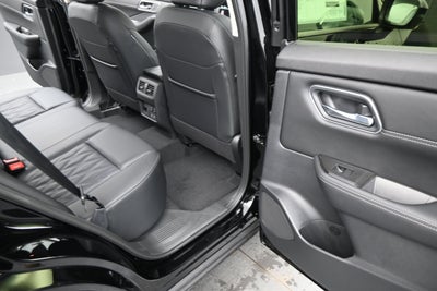 2026 Nissan ROGUE Platinum PREMIUM