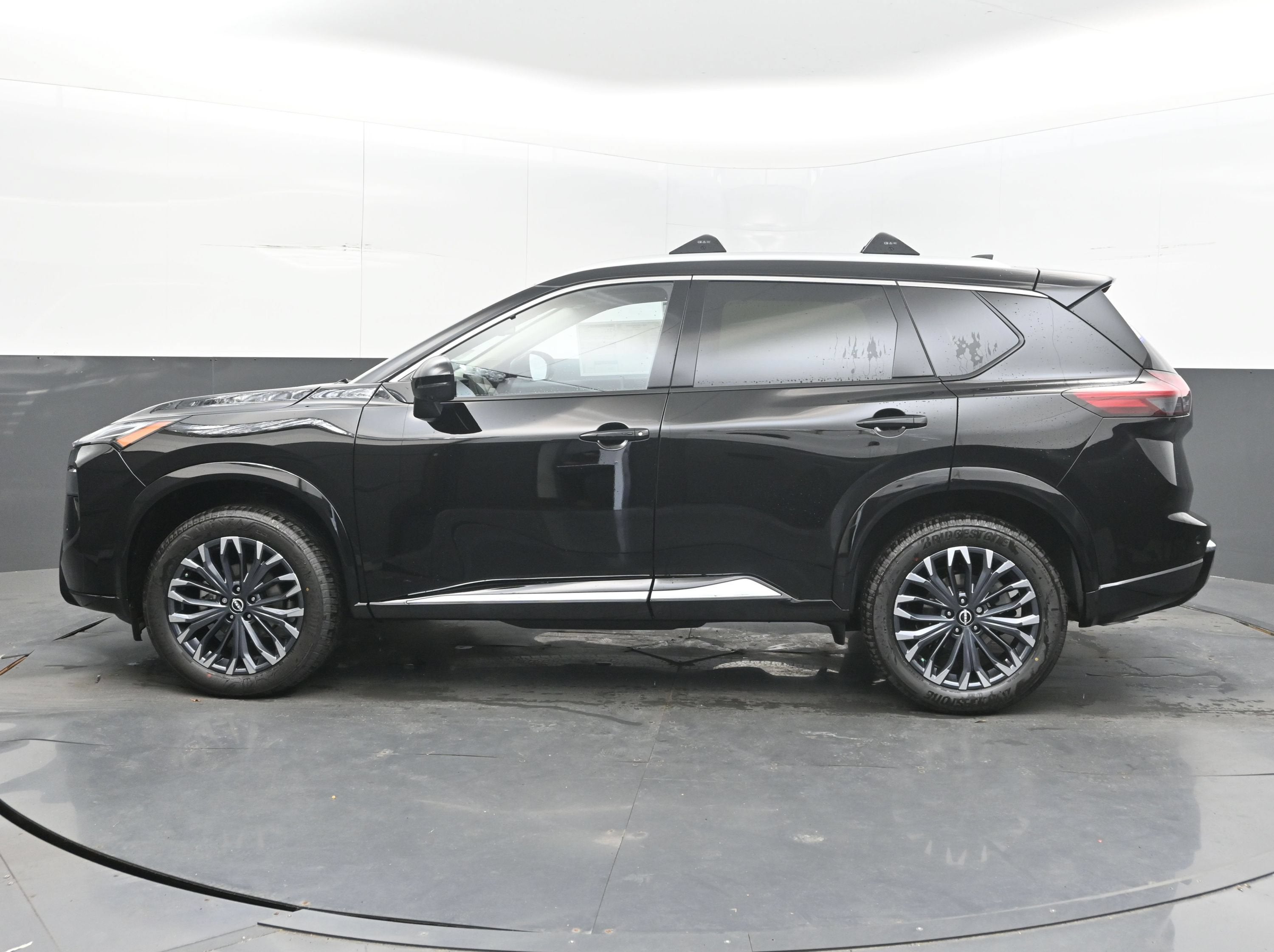 2026 Nissan ROGUE Platinum PREMIUM