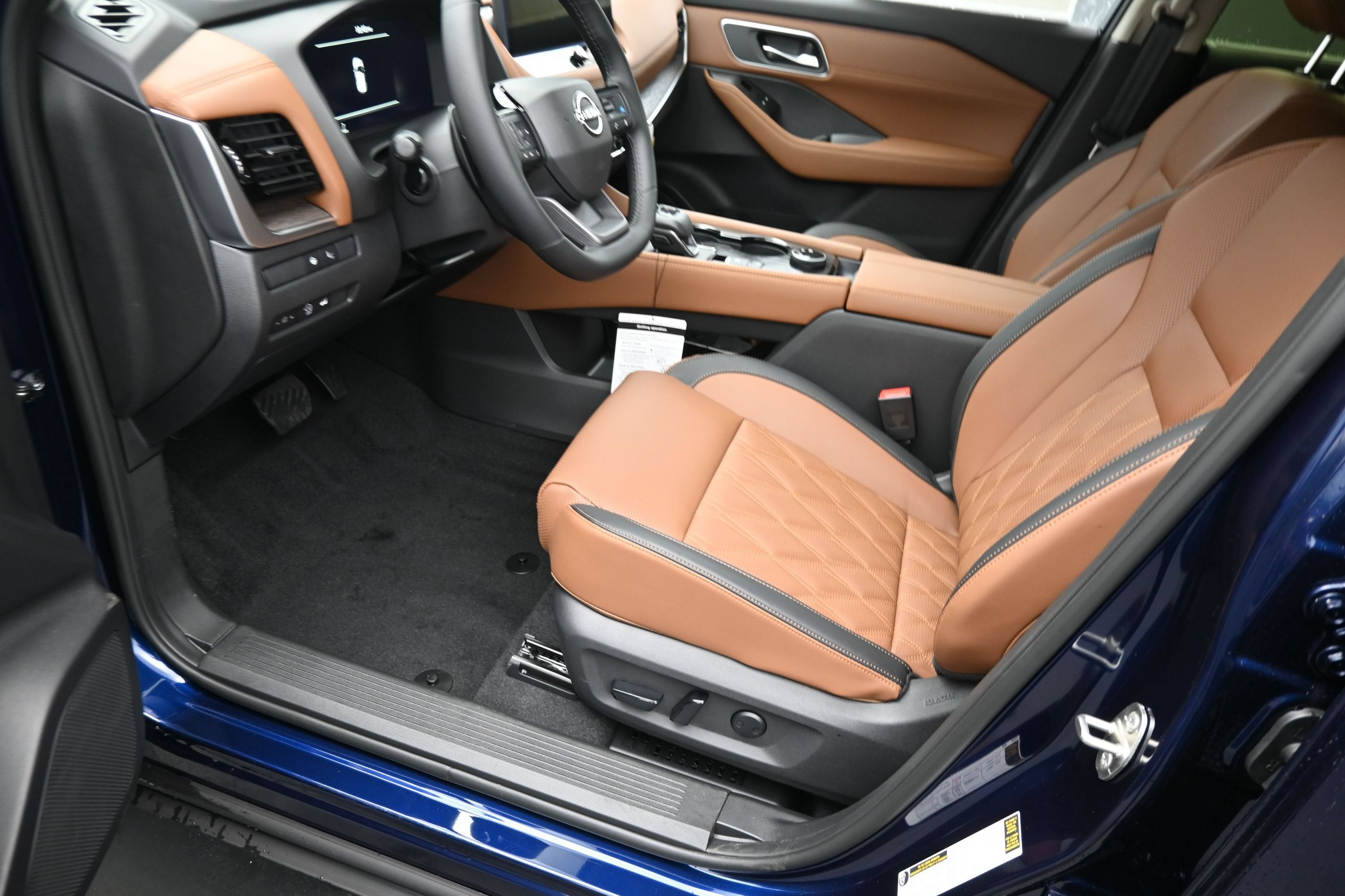 2026 Nissan ROGUE Platinum PREMIUM