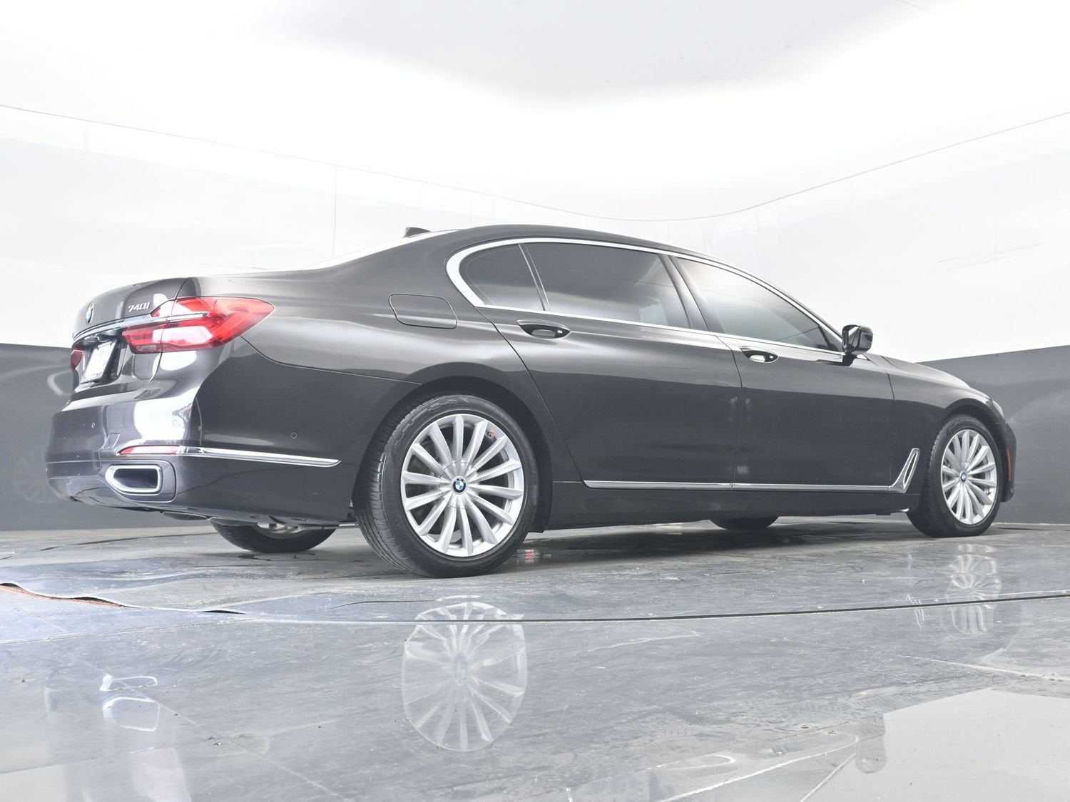 2017 BMW 7 Series 740i xDrive