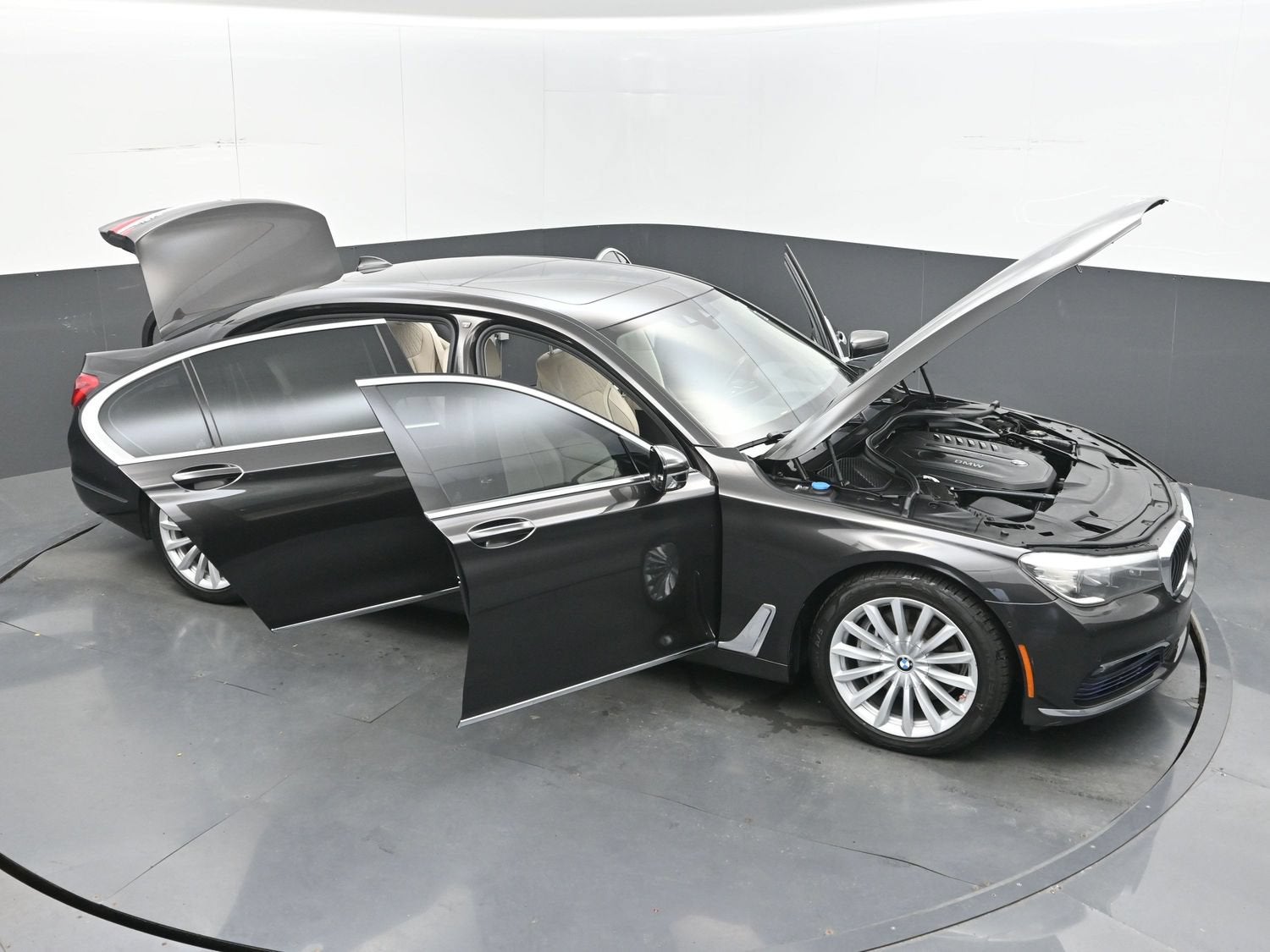 2017 BMW 7 Series 740i xDrive