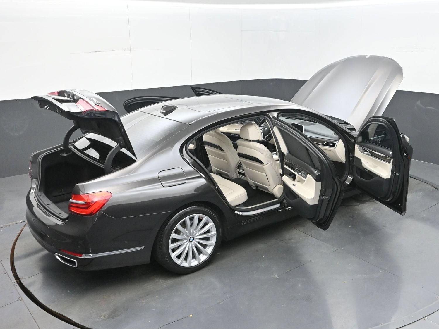 2017 BMW 7 Series 740i xDrive